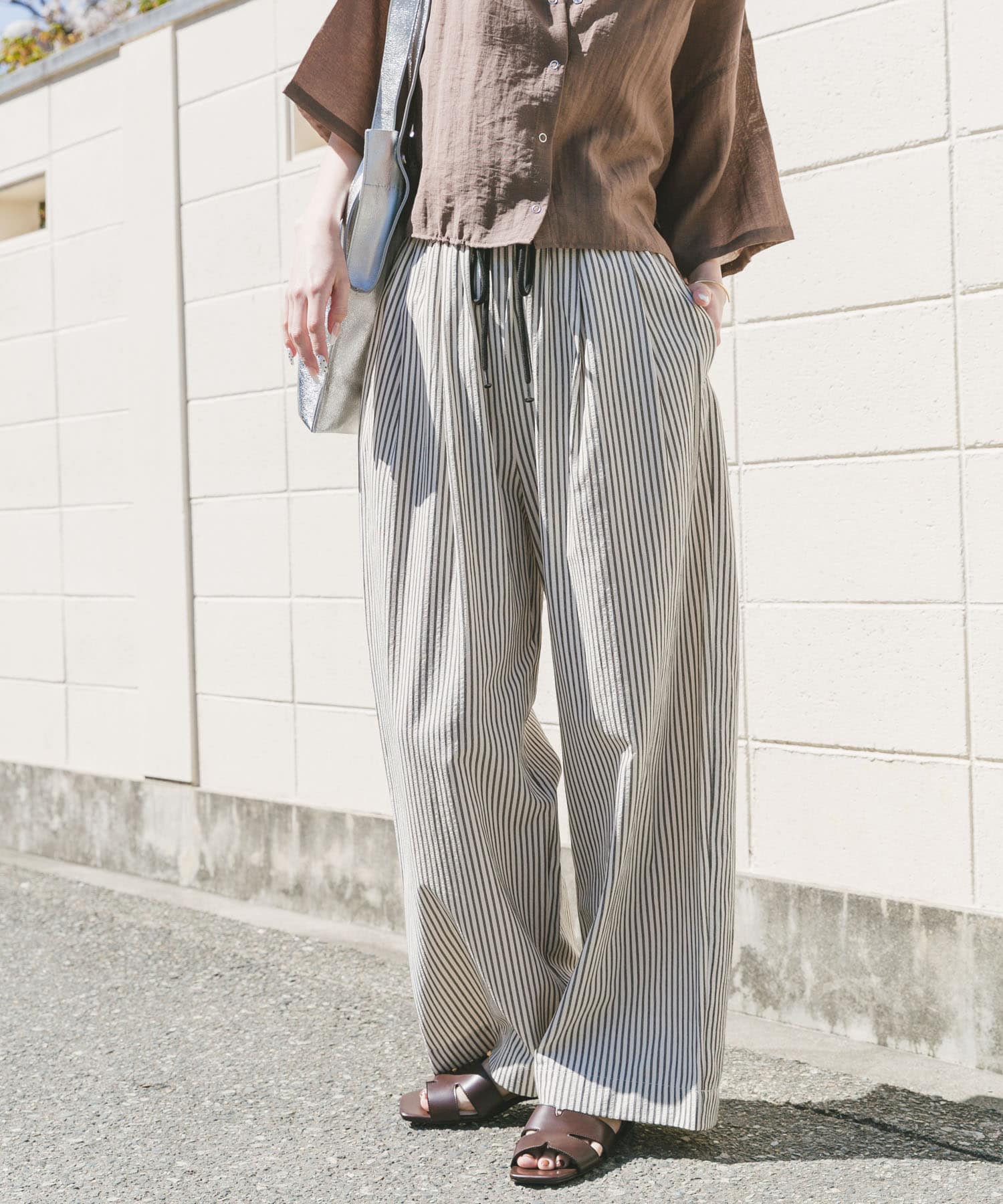 サッカーストライプパンツ