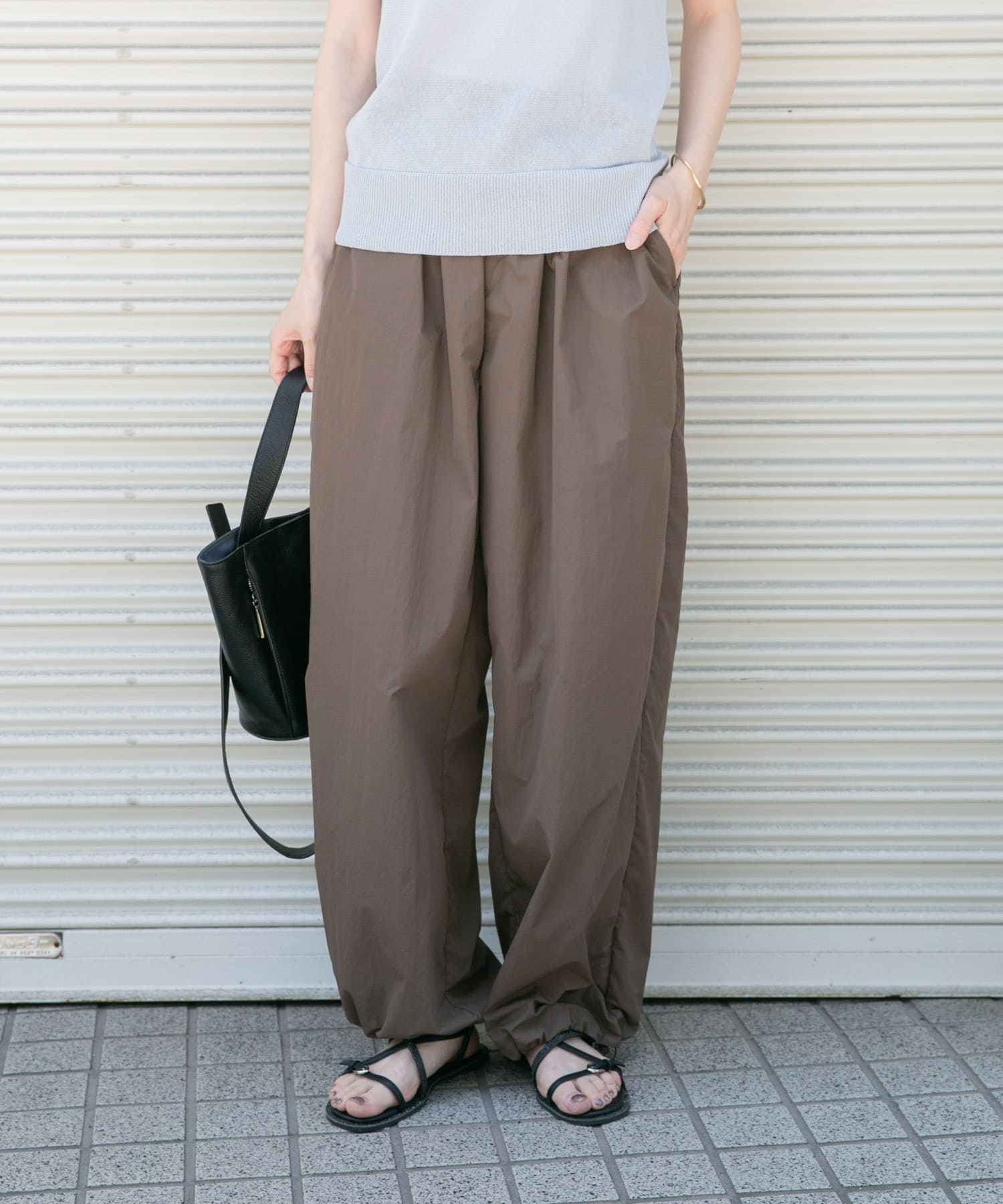 ナイロンカーゴパンツ