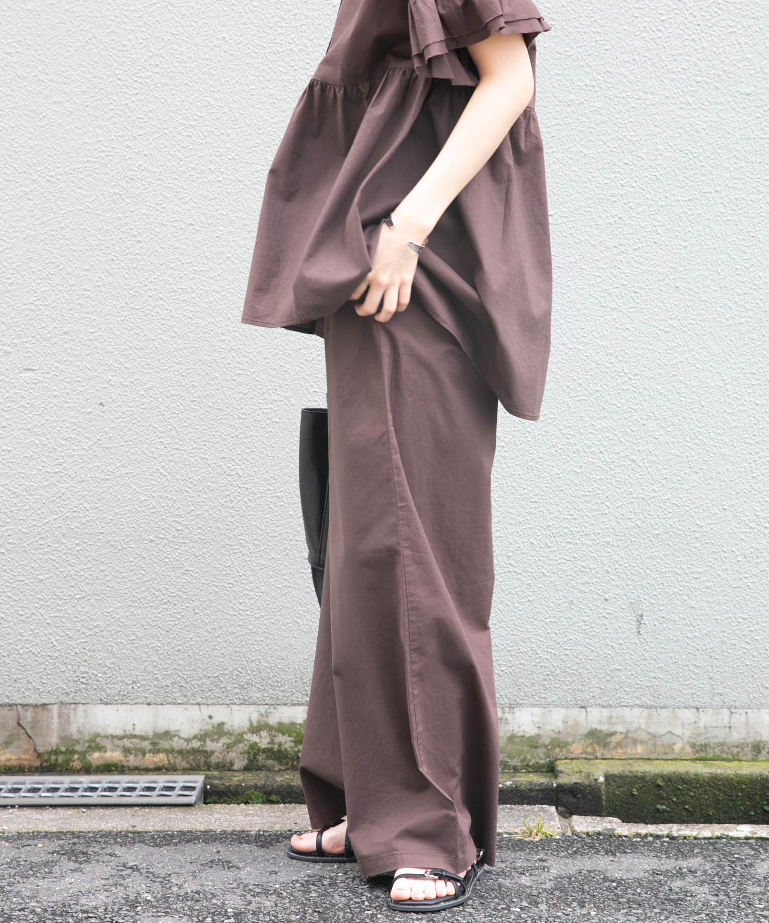 イージーワイドパンツ