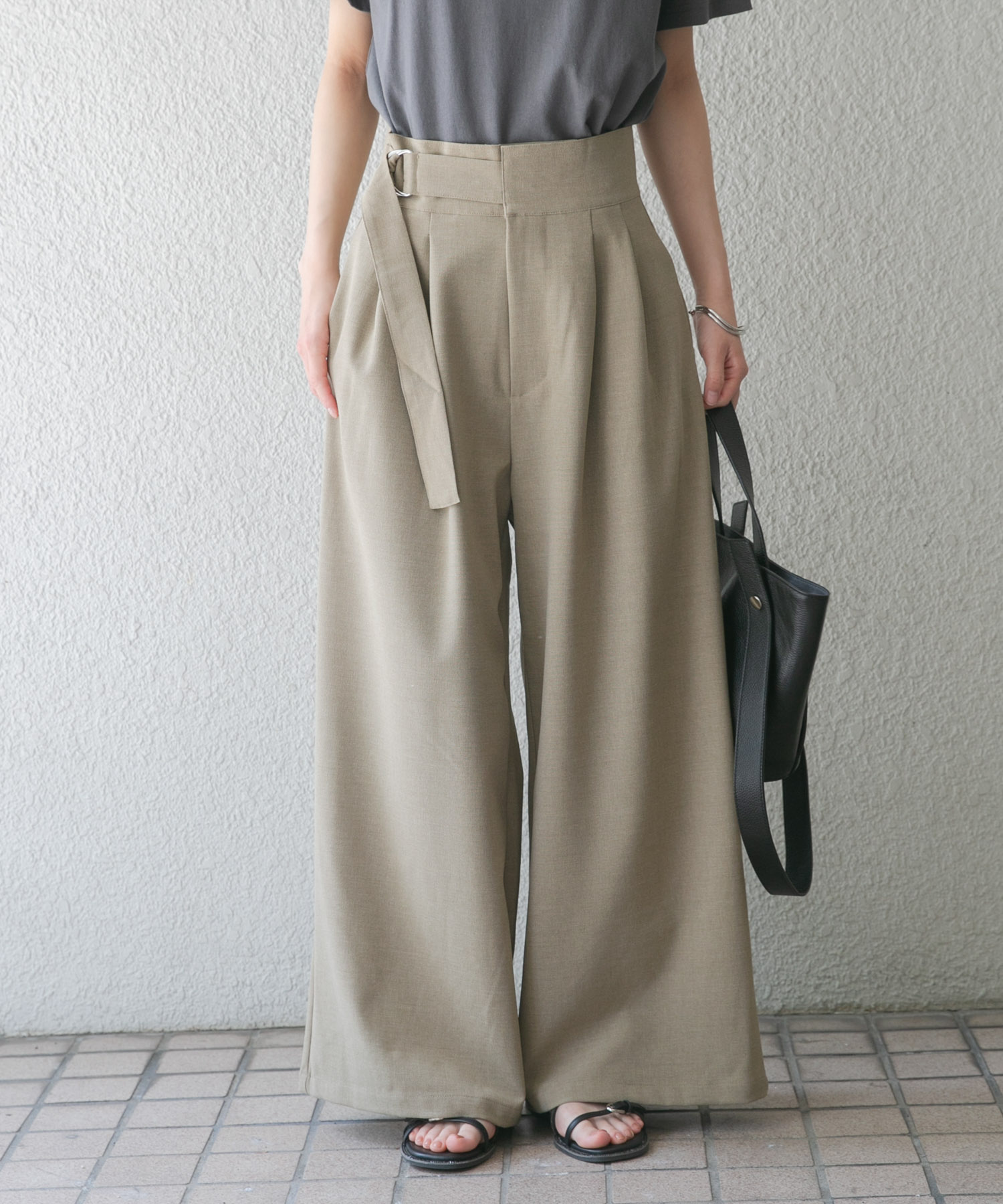 アシメデザインベルトパンツ