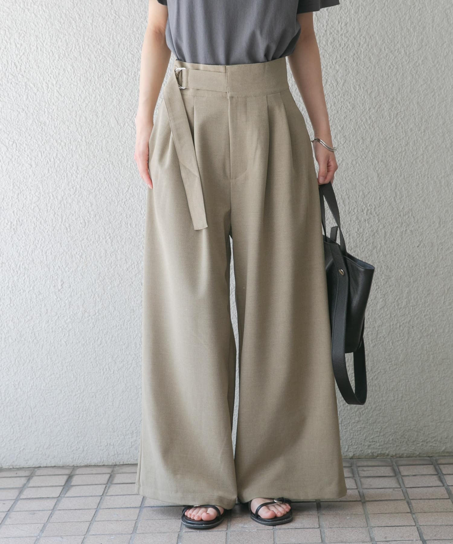 アシメデザインベルトパンツ
