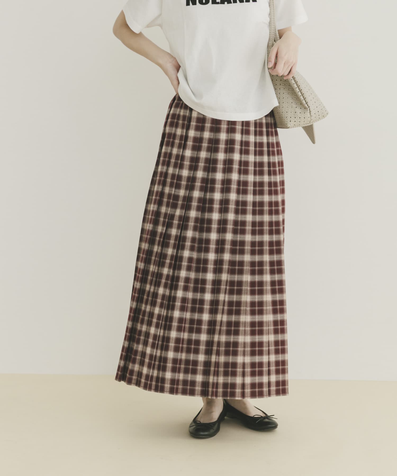 プリーツロングスカート