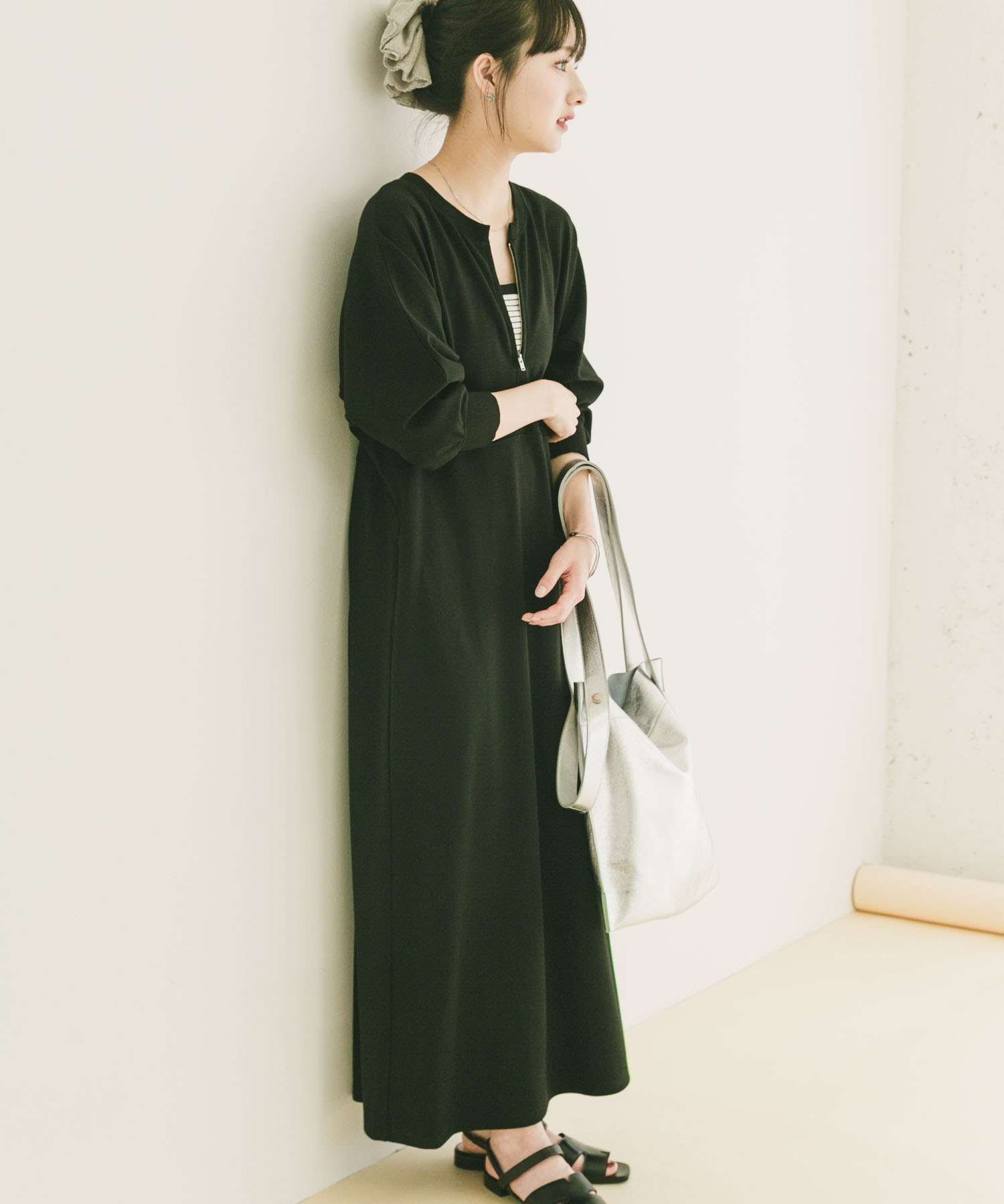 ハーフジップドルマンワンピース