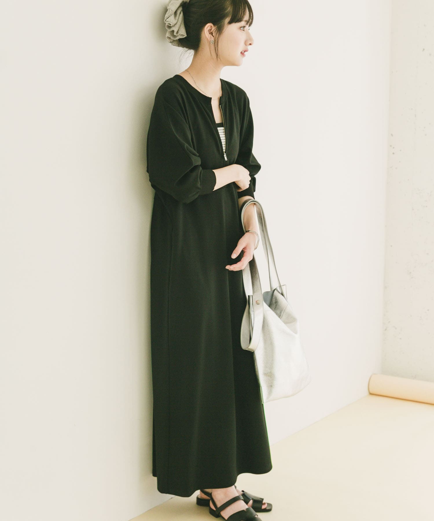 ハーフジップドルマンワンピース