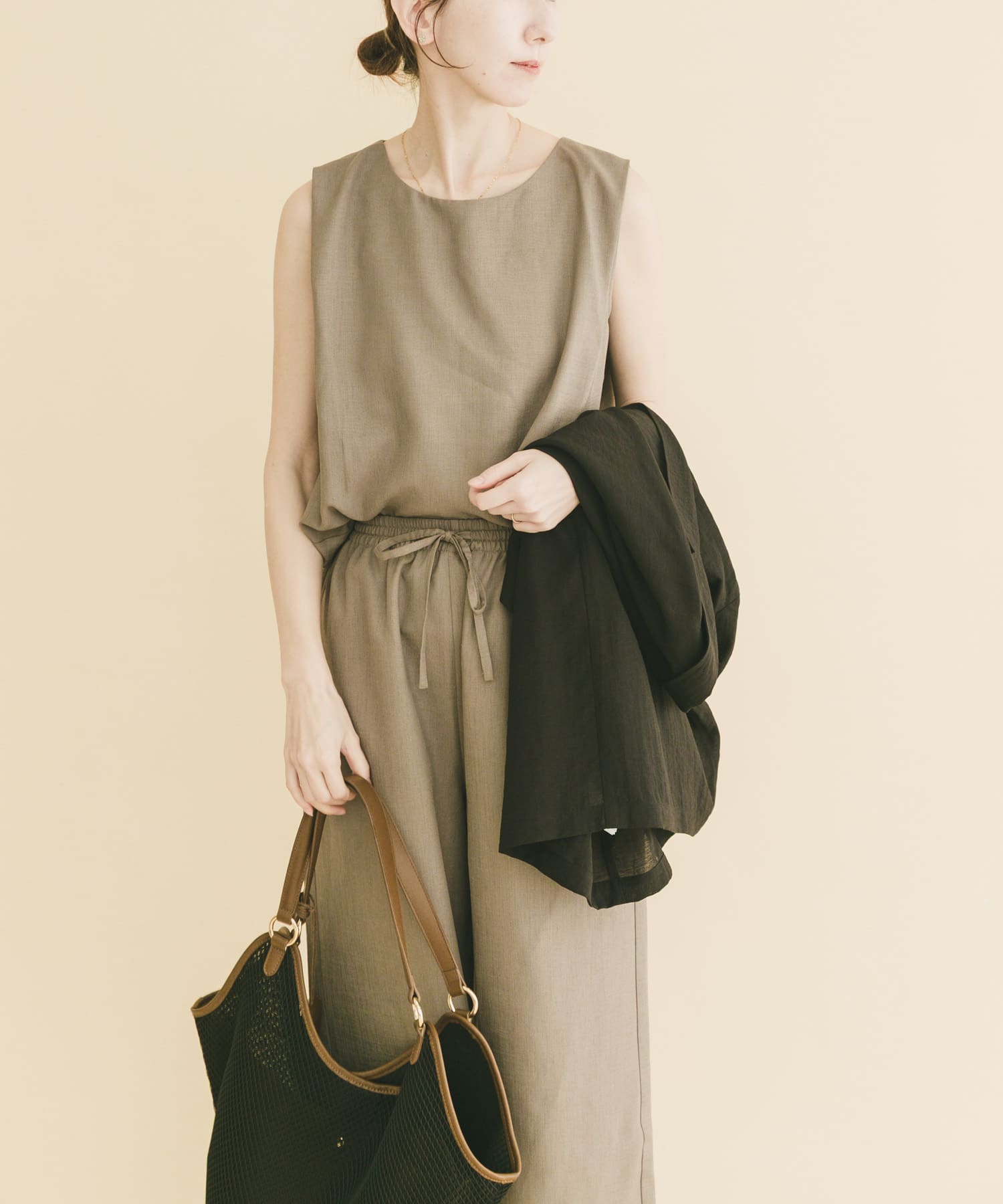 リネンライクセットアップ