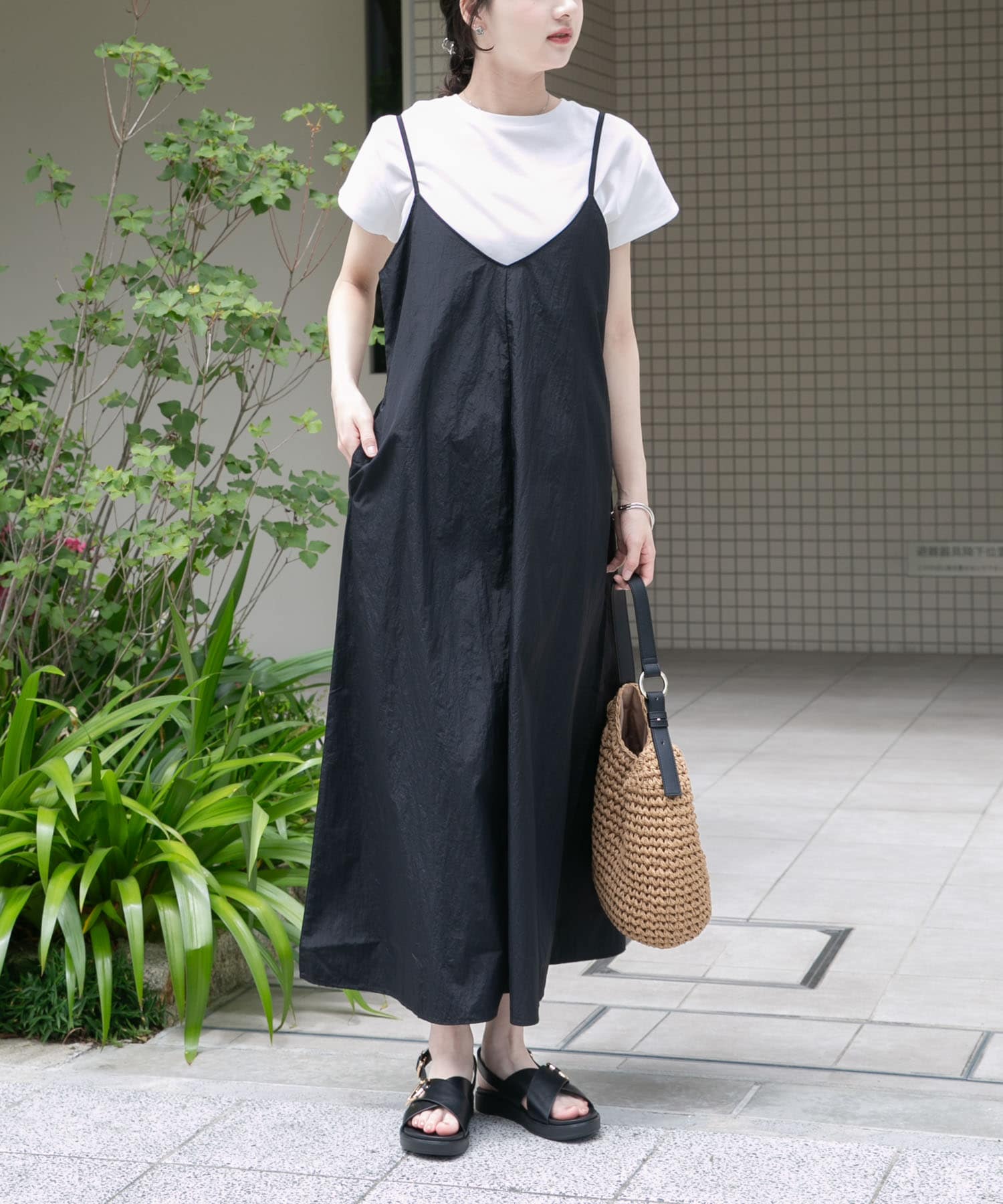 WHT×BLK