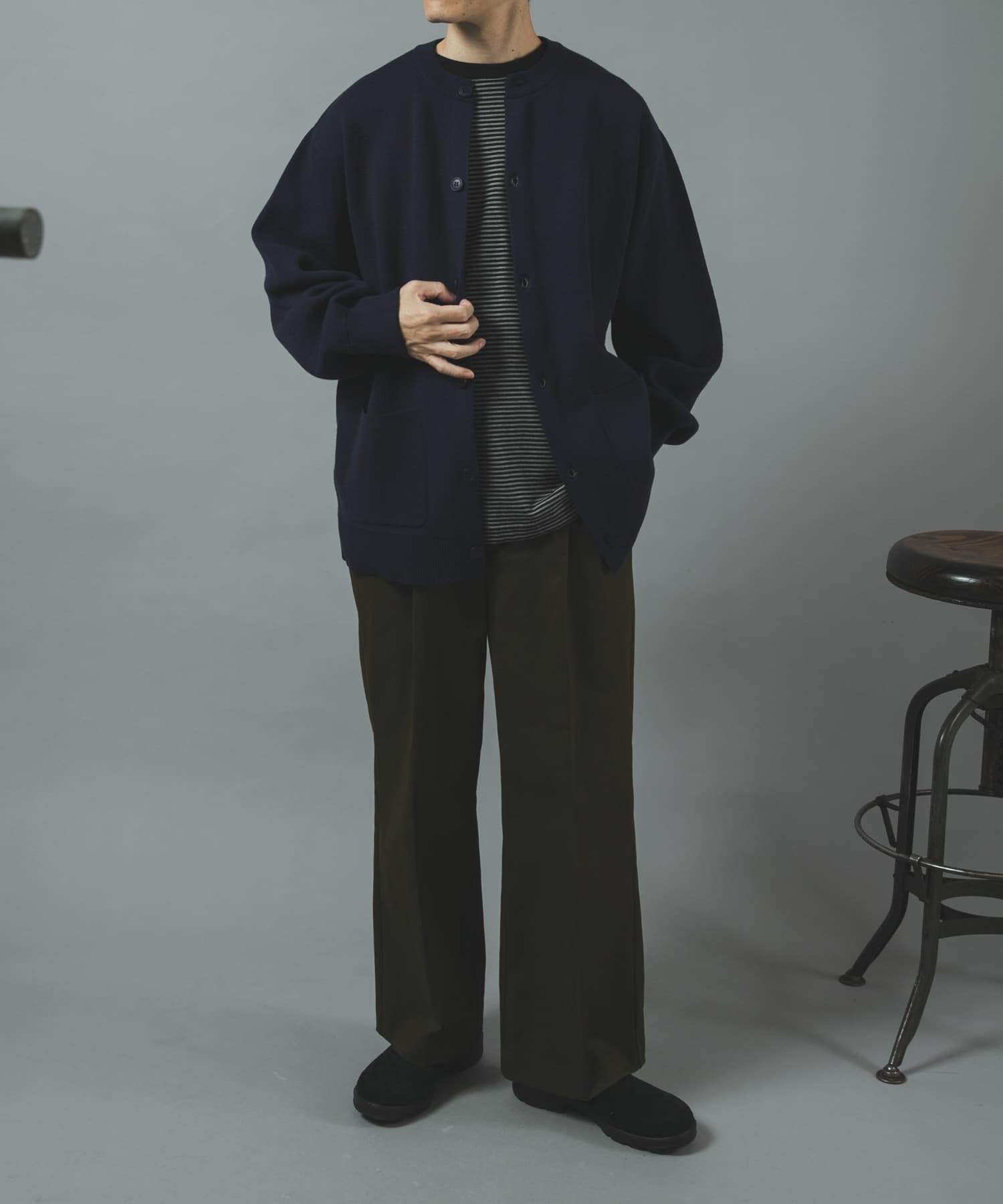 DARK NAVY