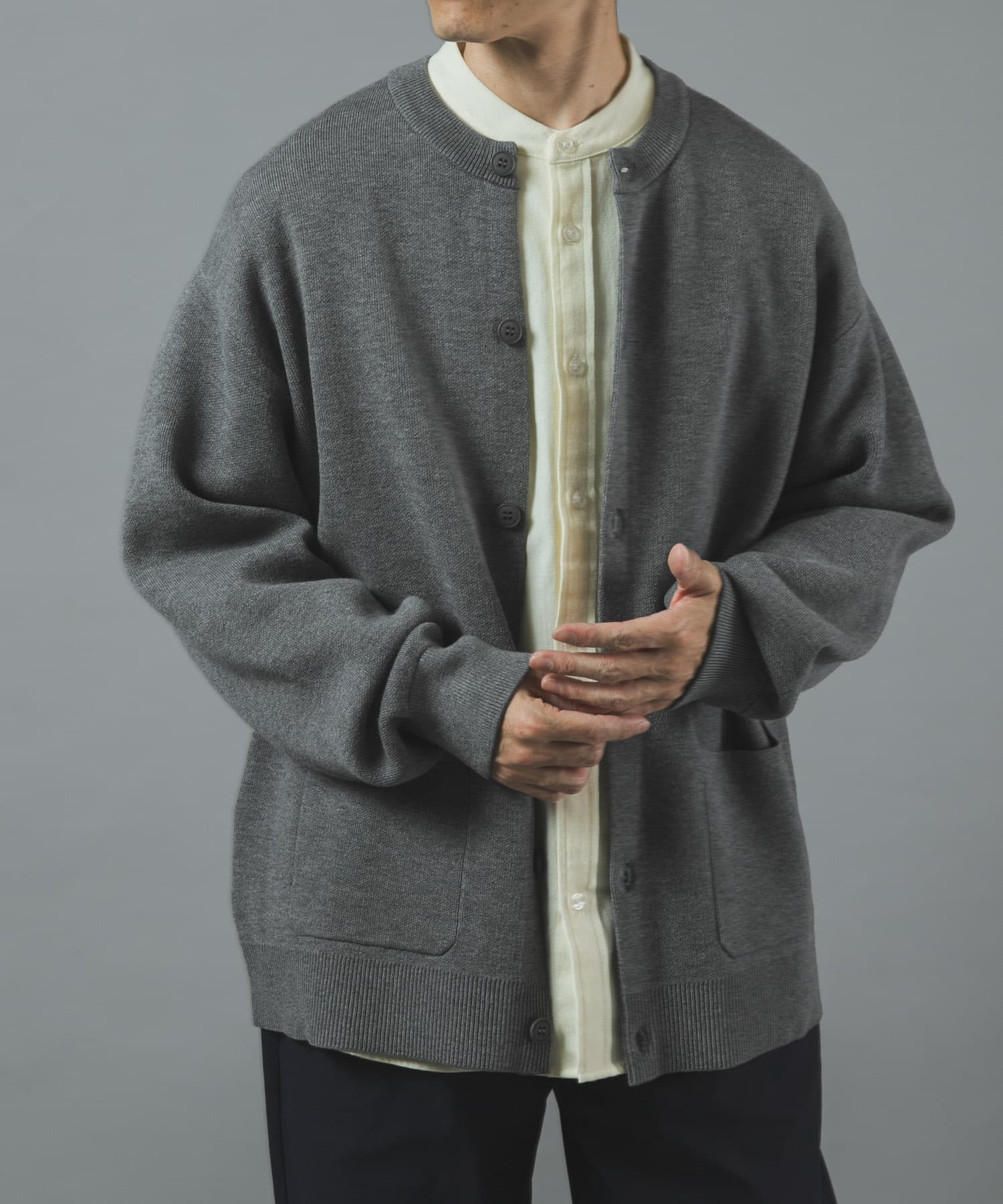 TOP GRAY