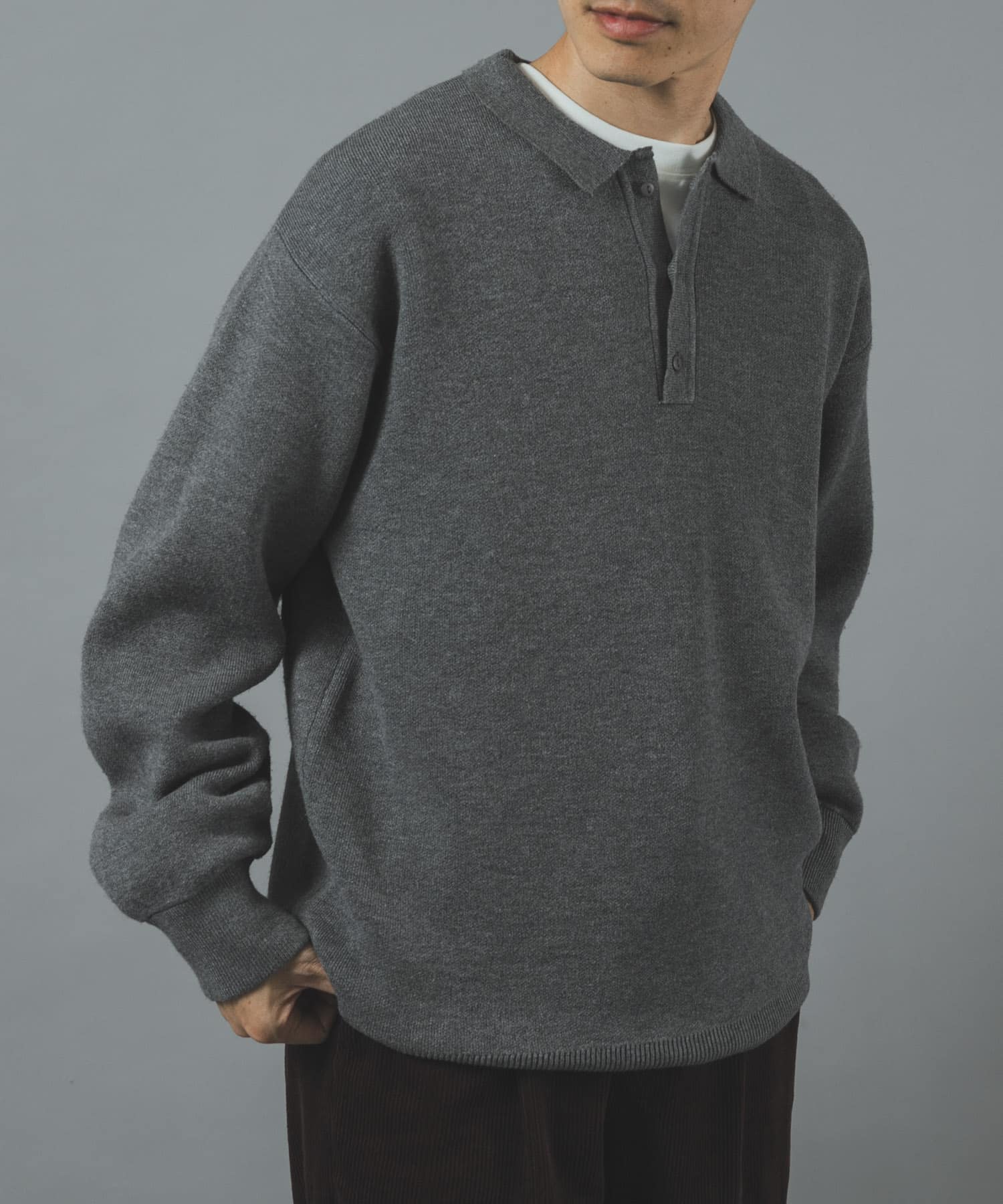 TOP GRAY