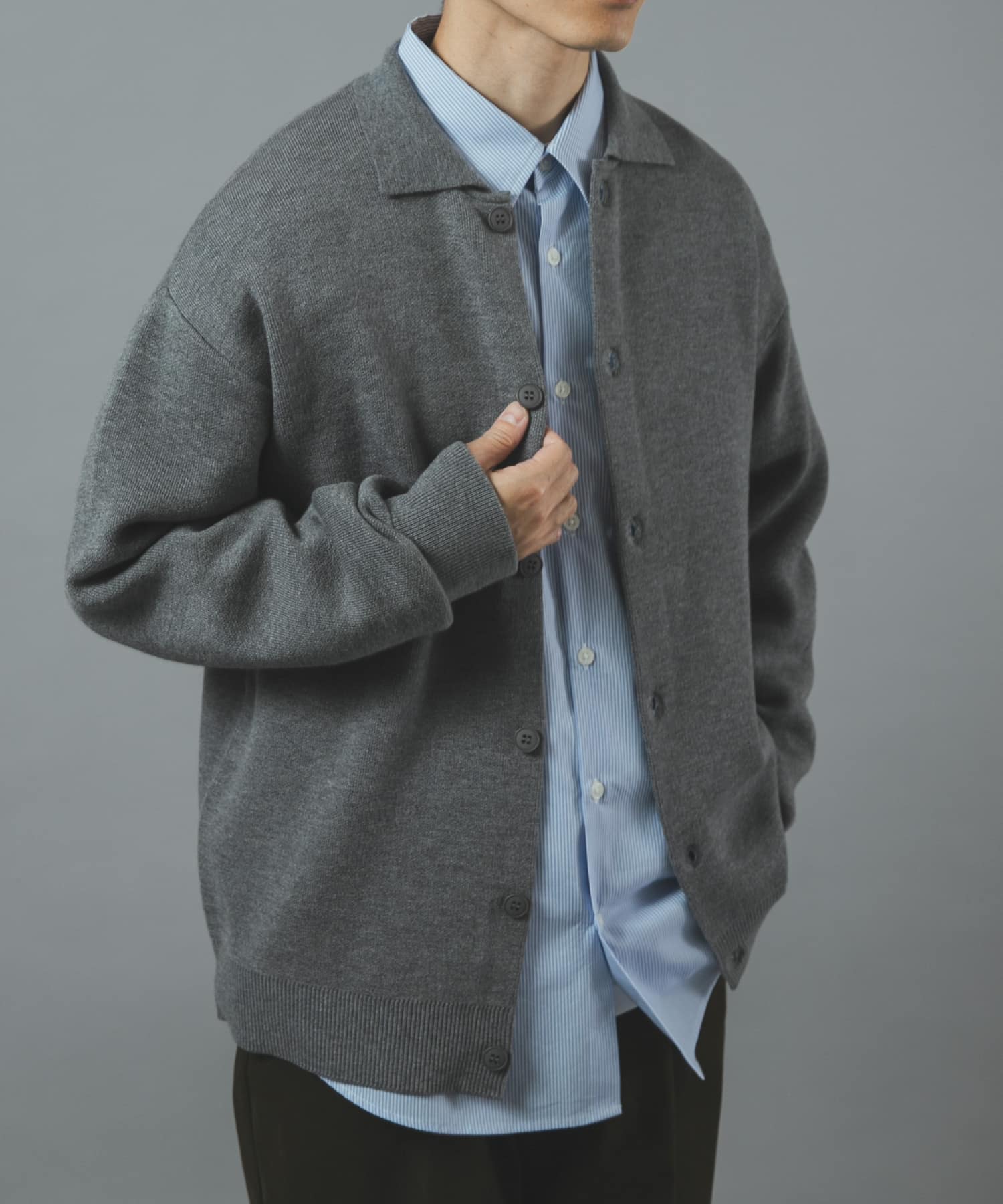 TOP GRAY