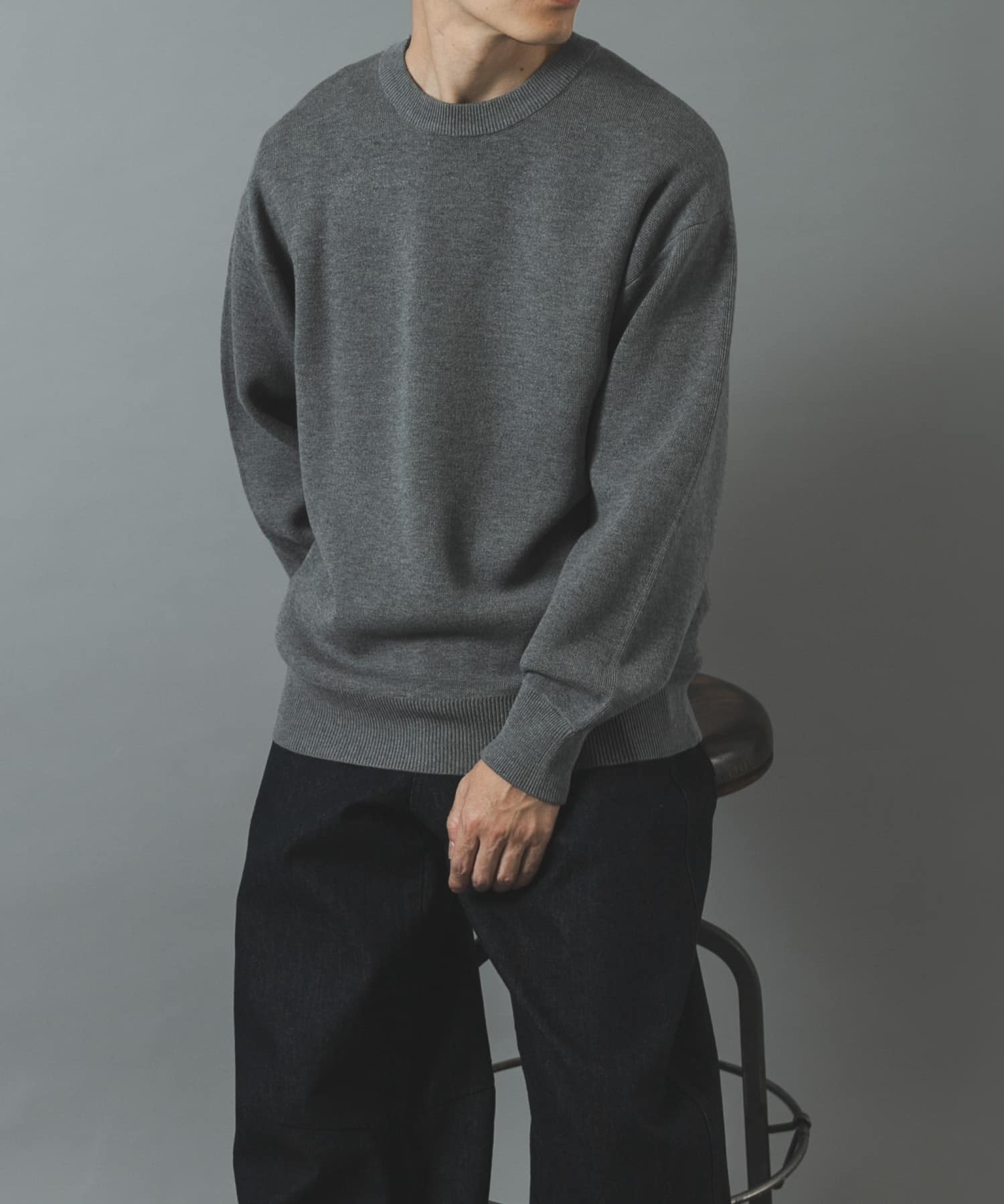 TOP GRAY