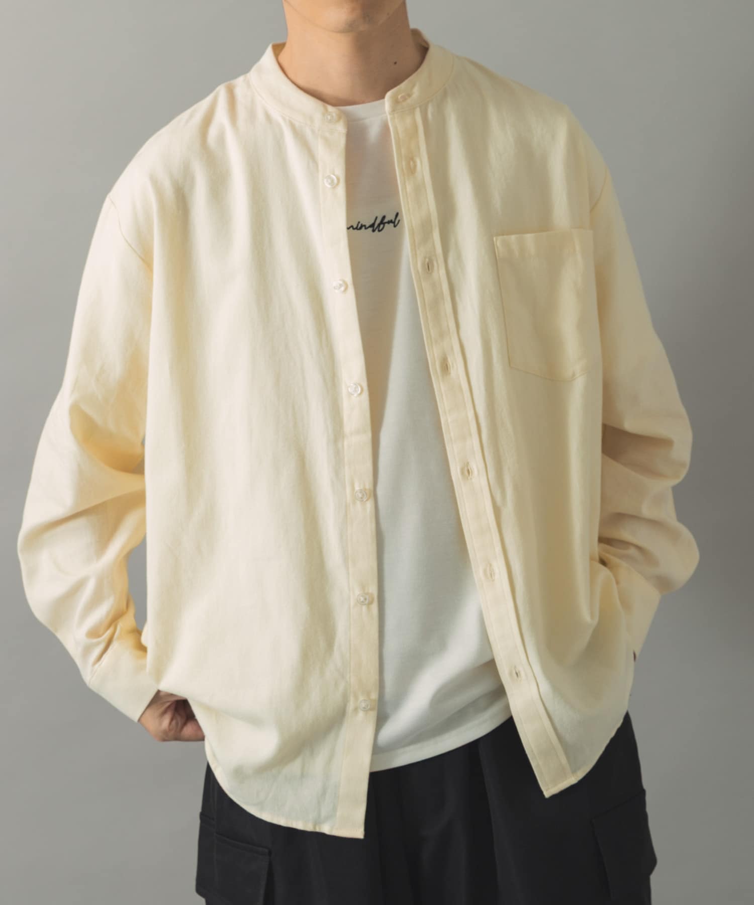 OFF WHITE