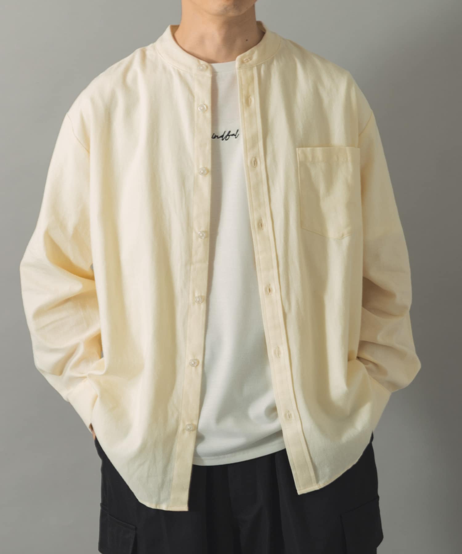 OFF WHITE