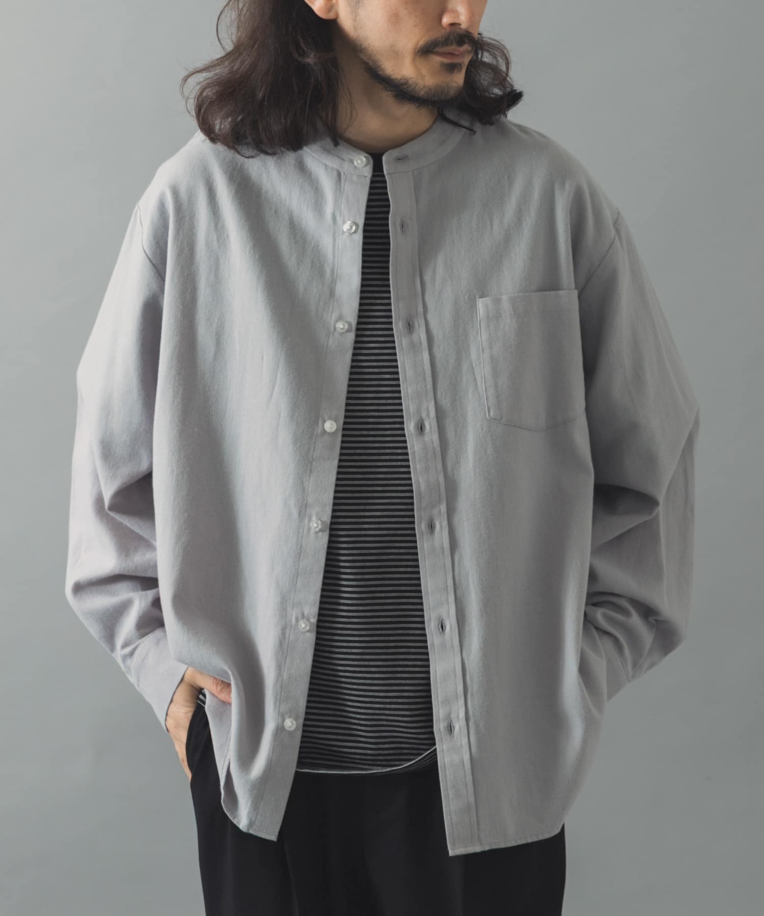 GRAY