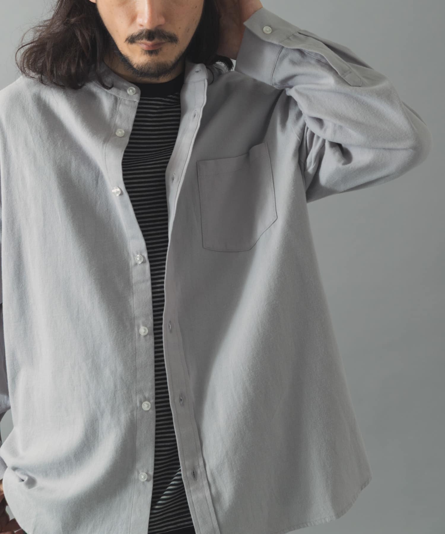 GRAY
