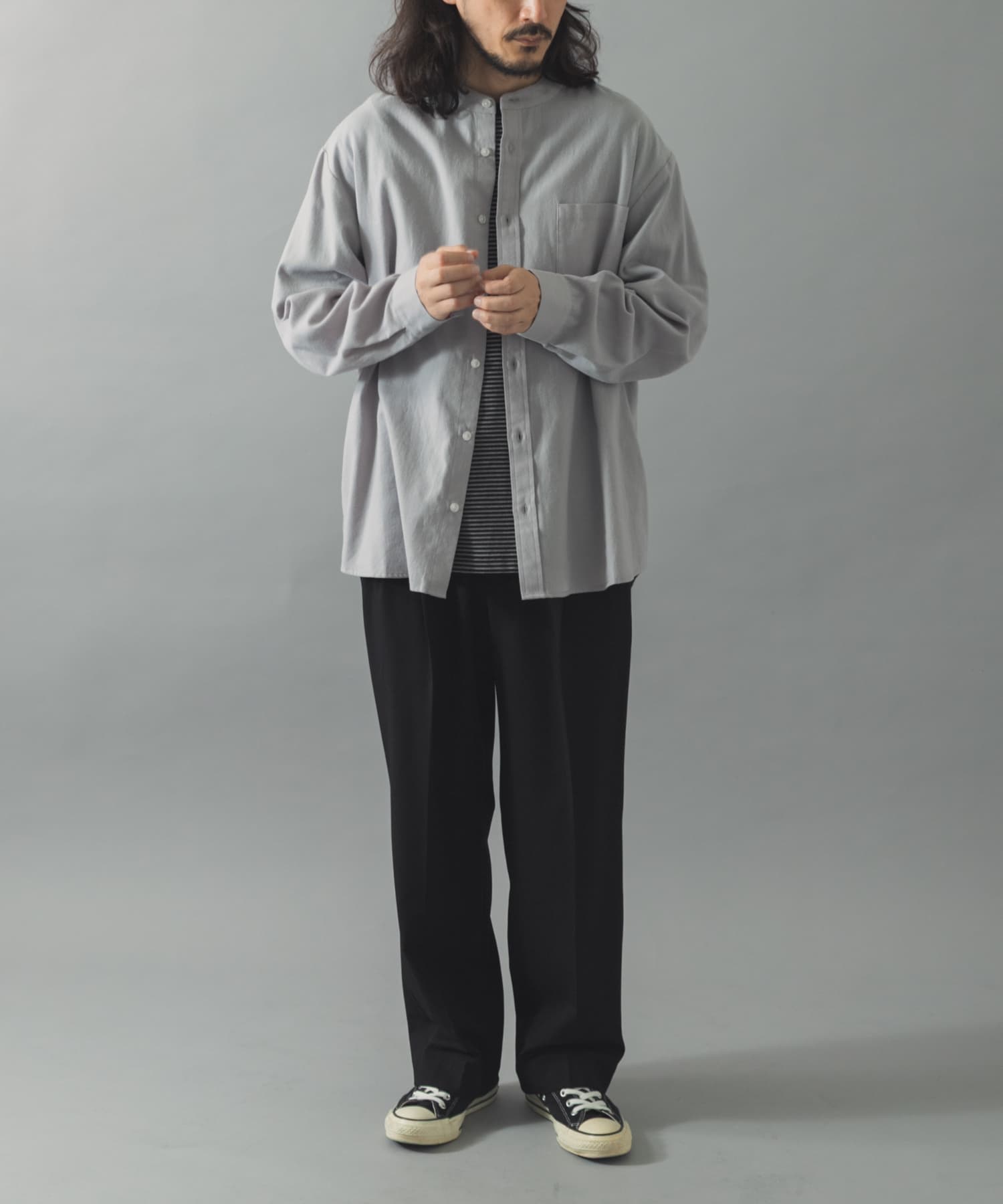 GRAY