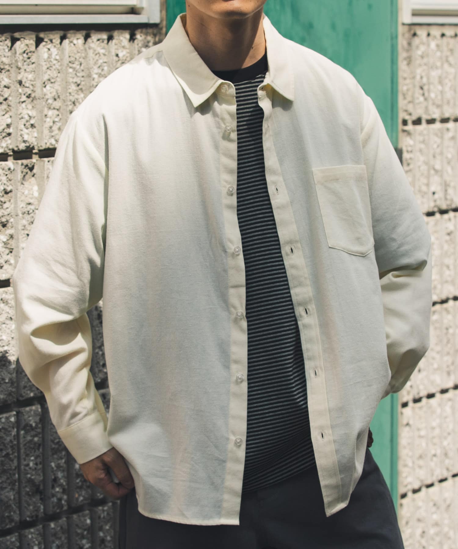 OFF WHITE