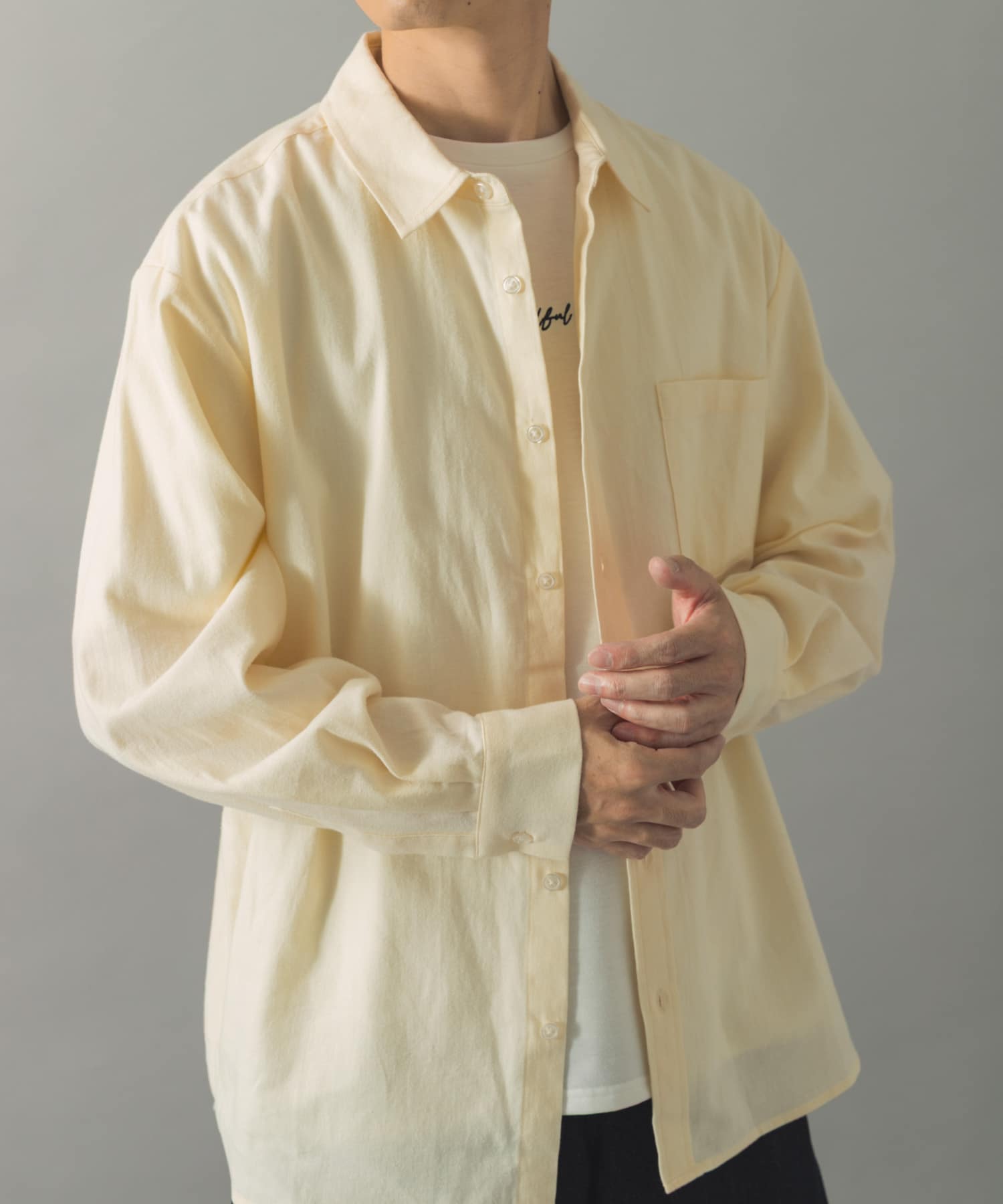 OFF WHITE