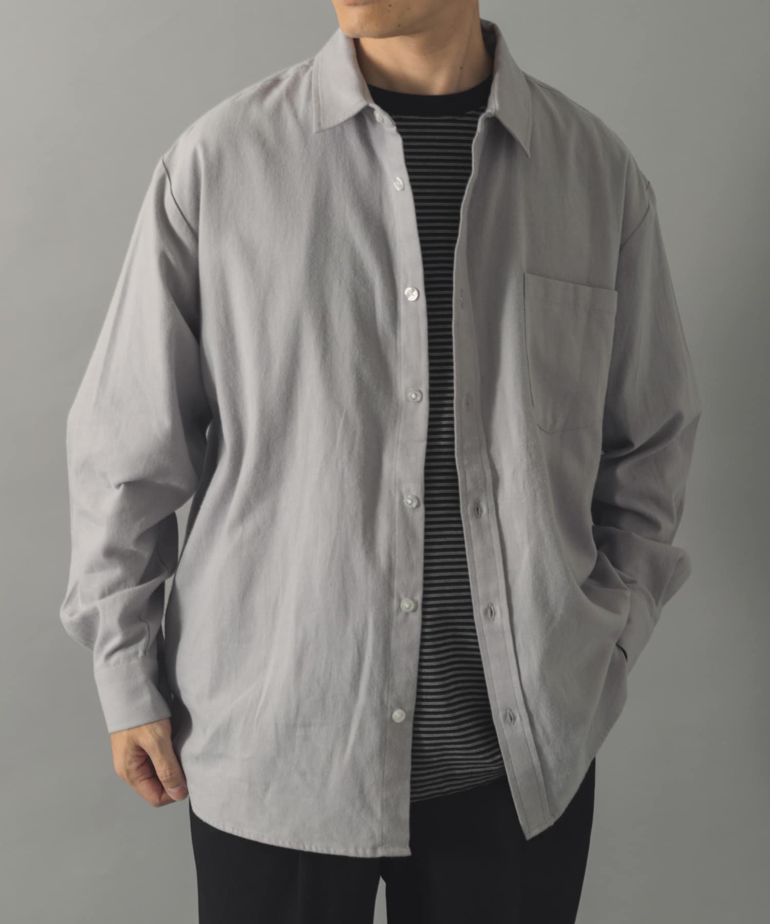 GRAY