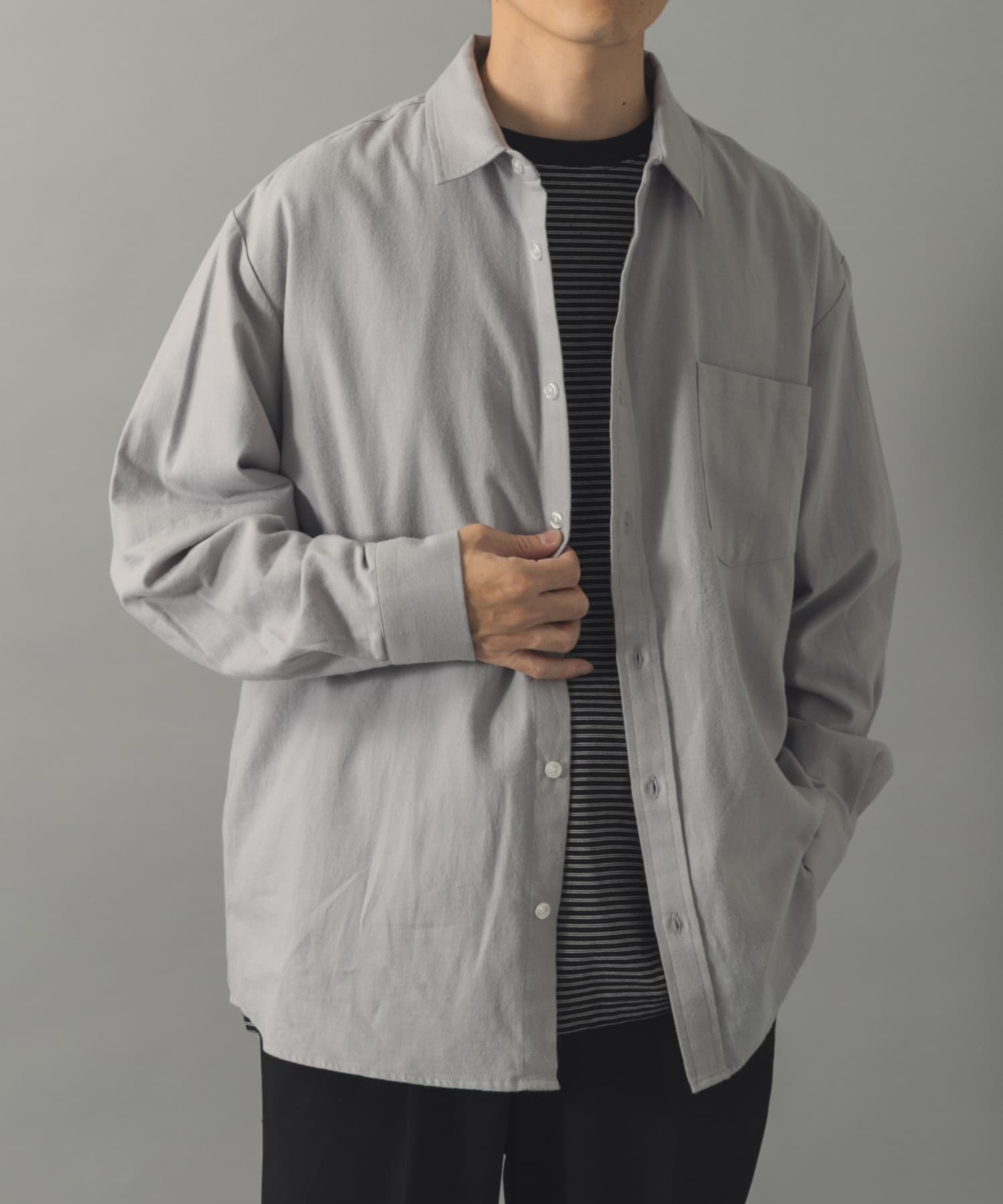 GRAY
