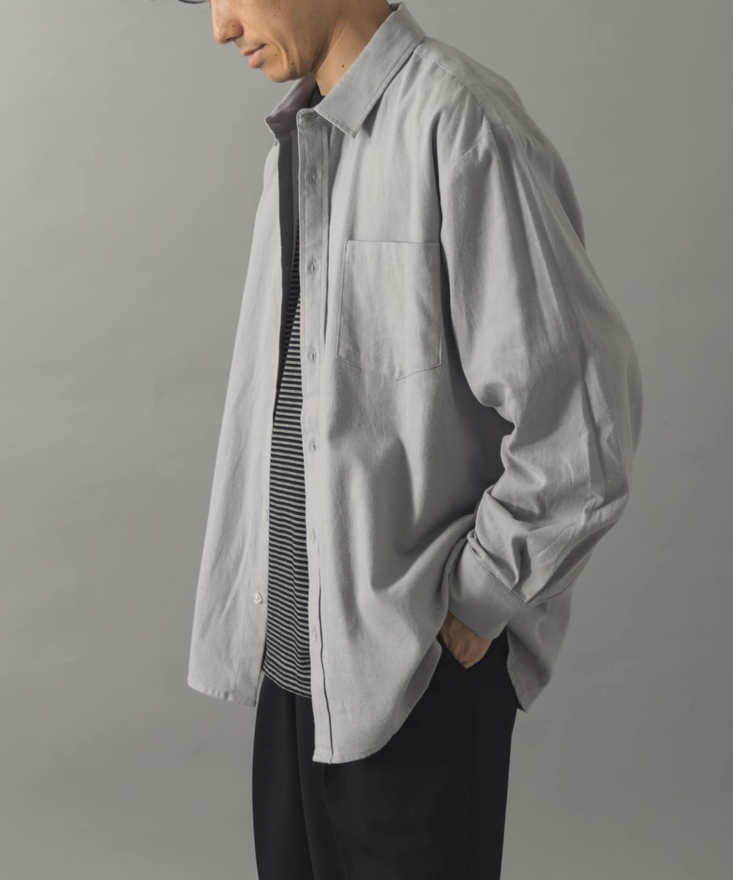 GRAY