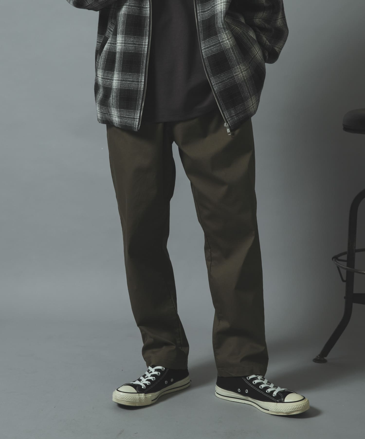 KHAKI