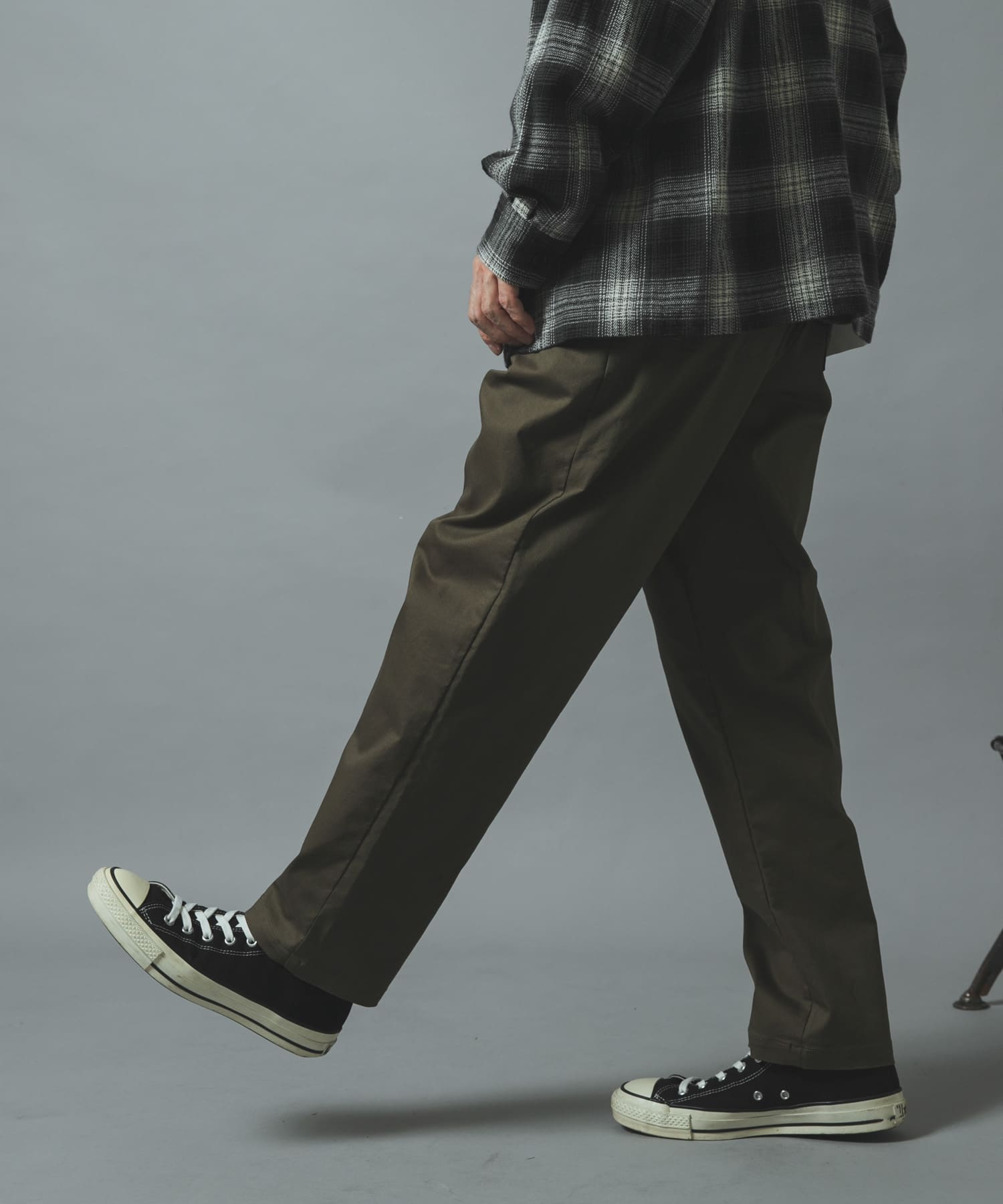 KHAKI