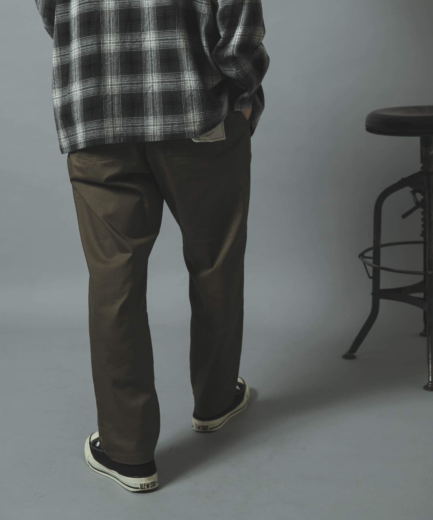 KHAKI