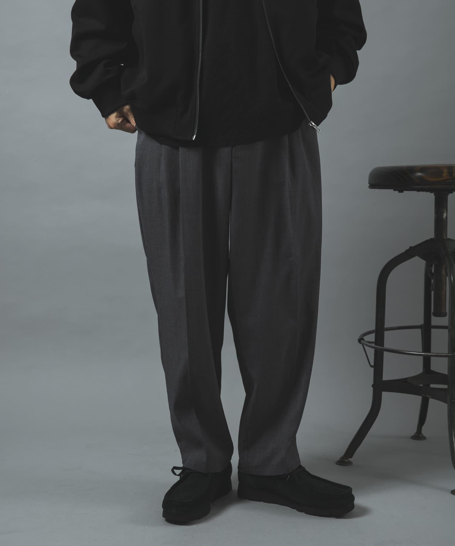 D.GRAY