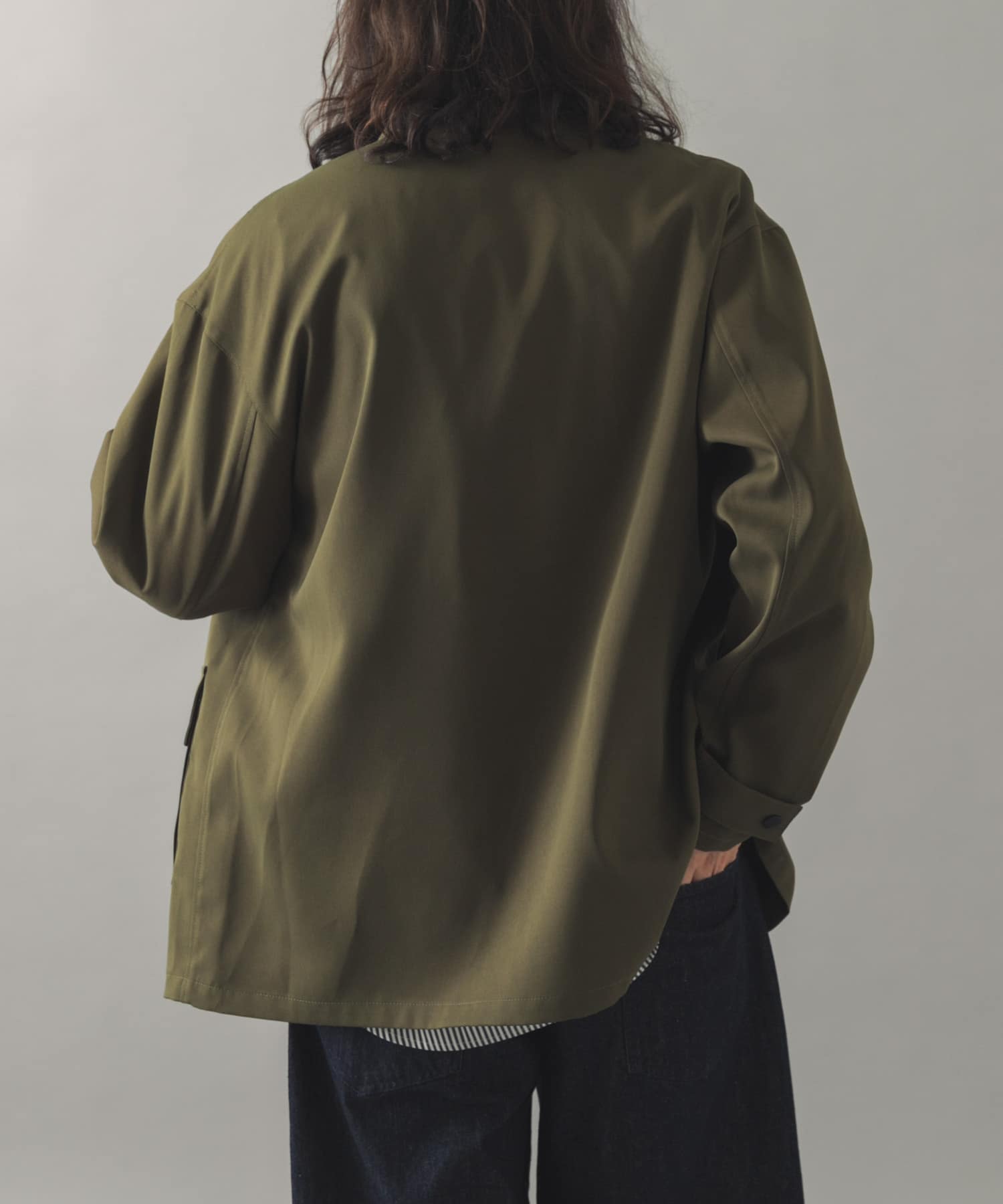 KHAKI