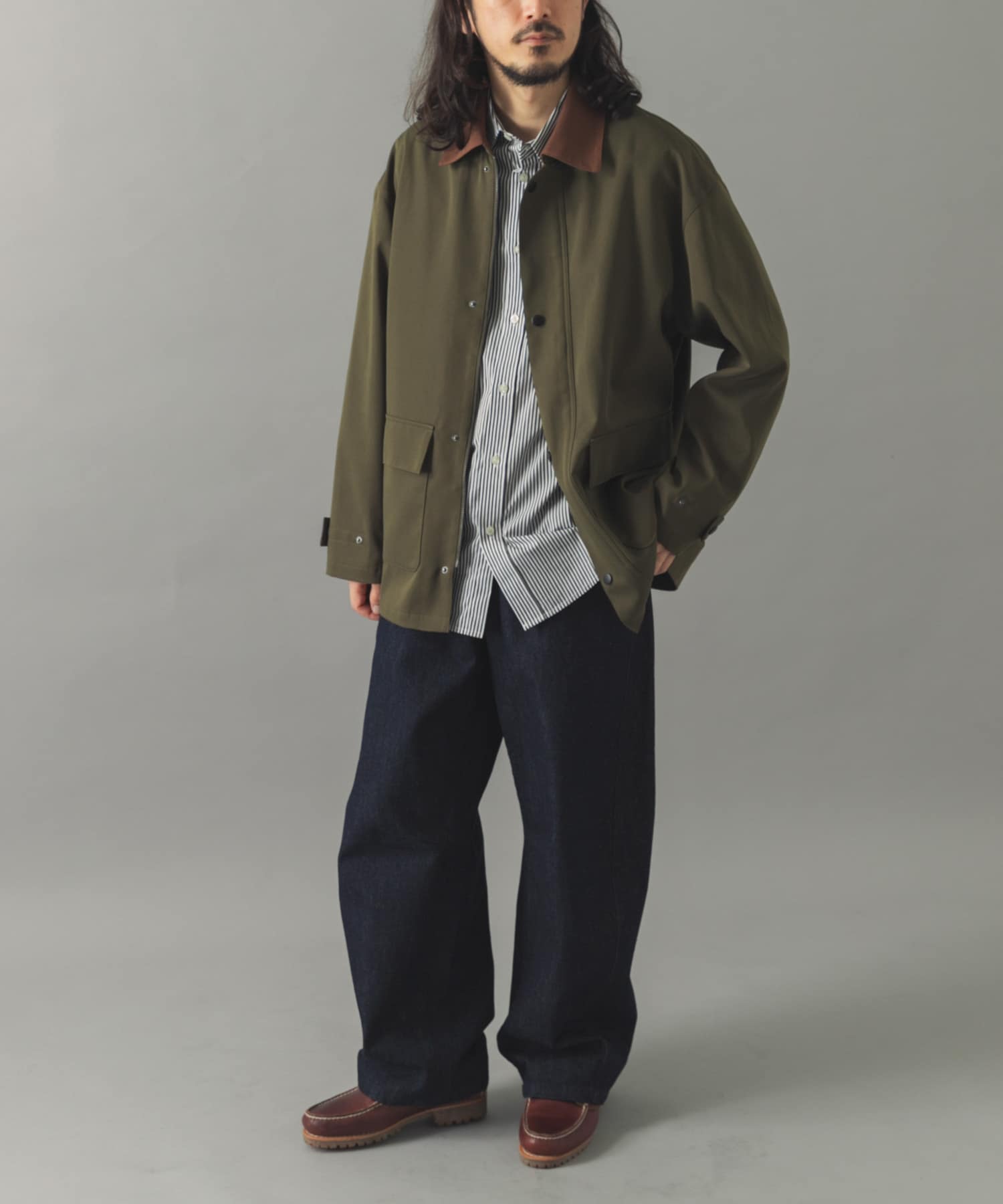 KHAKI