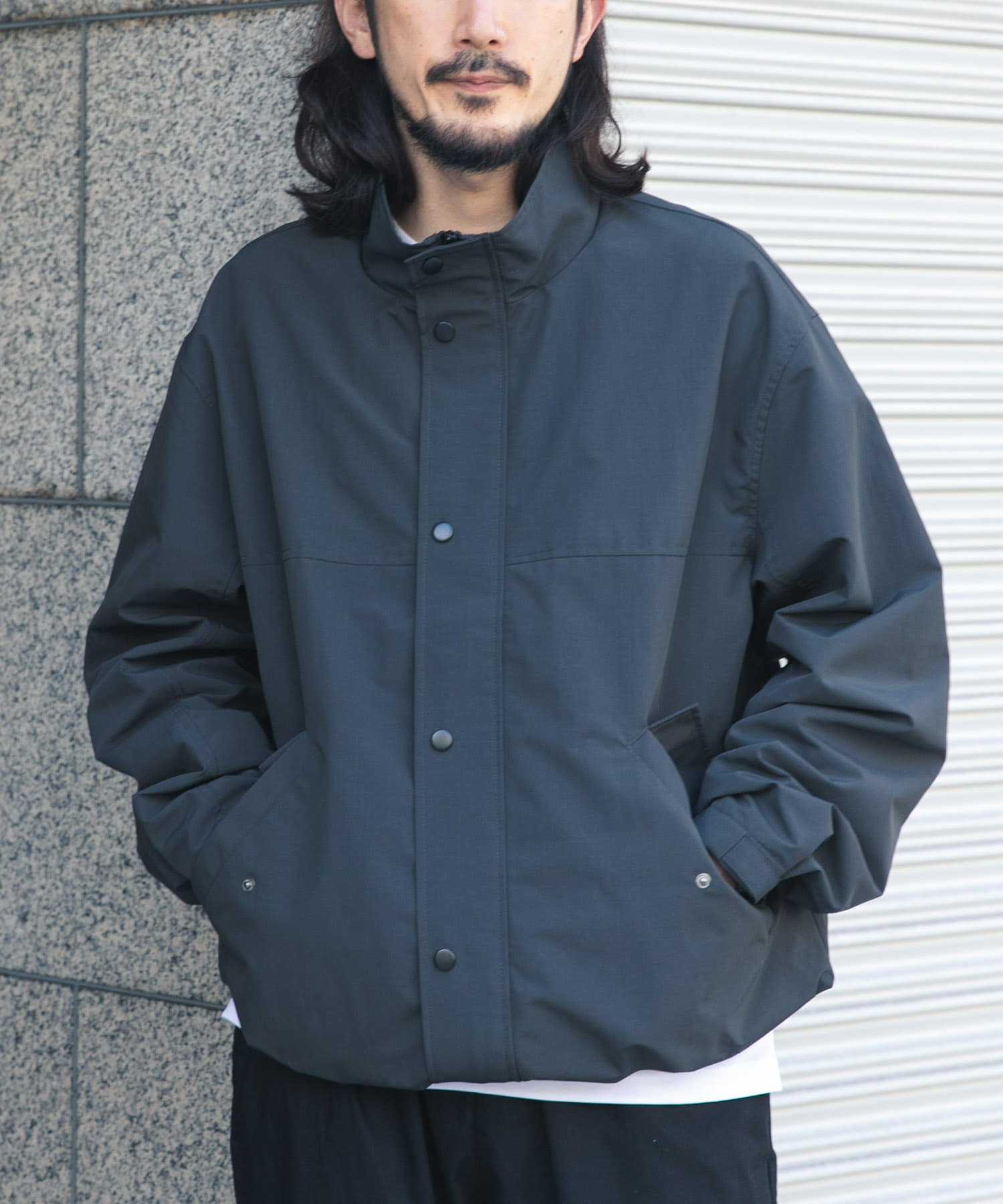 『防風/撥水』ナイロンスタンドネックミリタリーブルゾン
