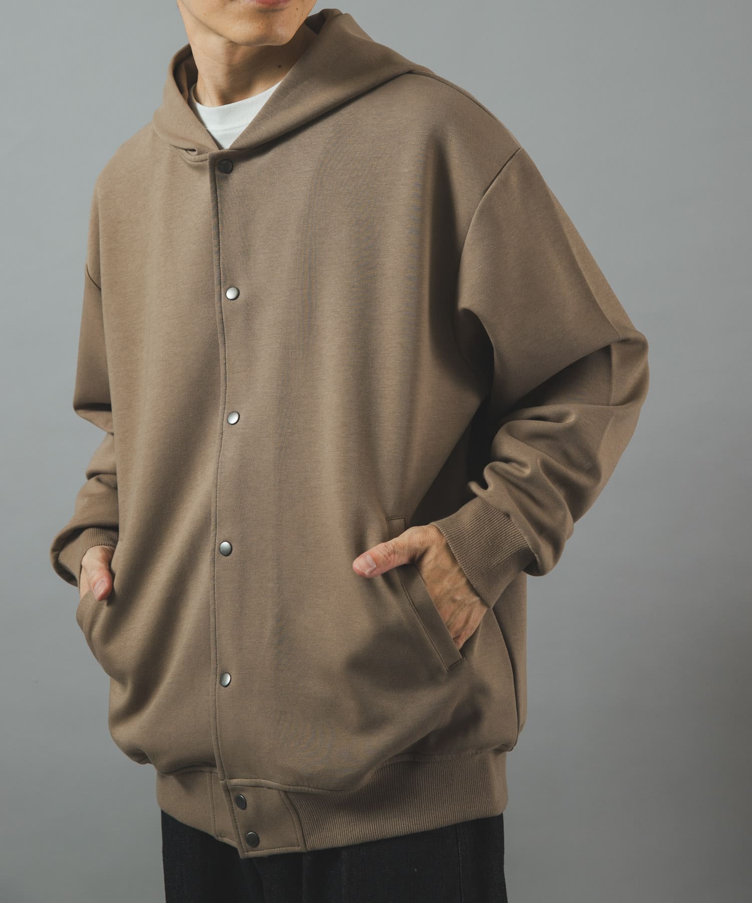 TAUPE