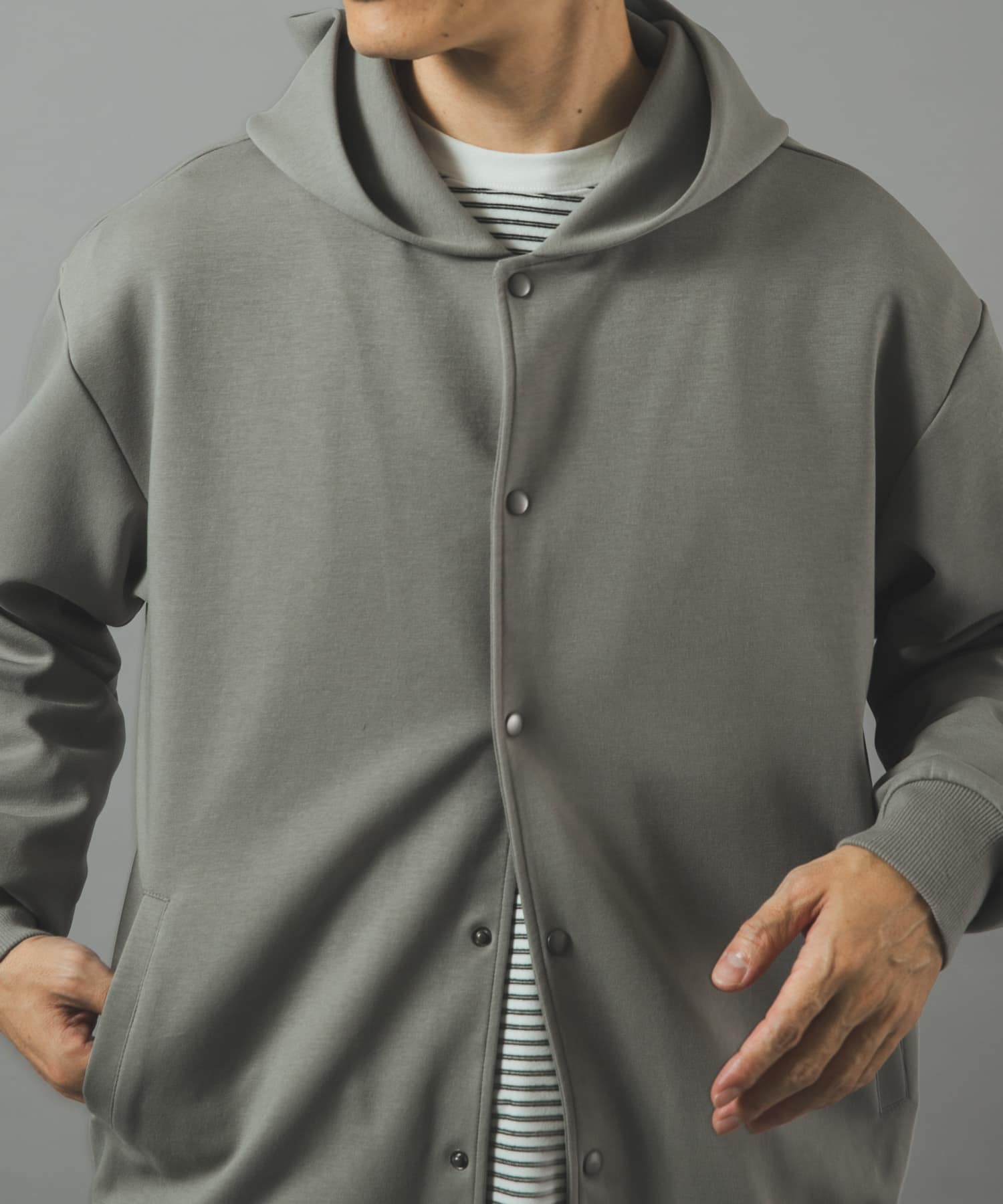 TOP GRAY