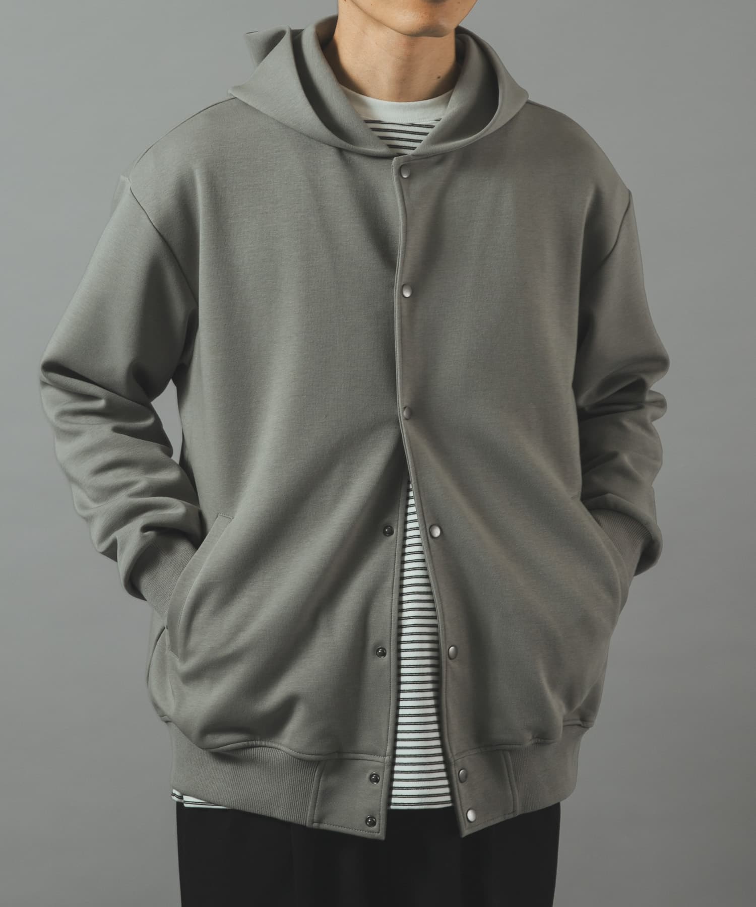 TOP GRAY