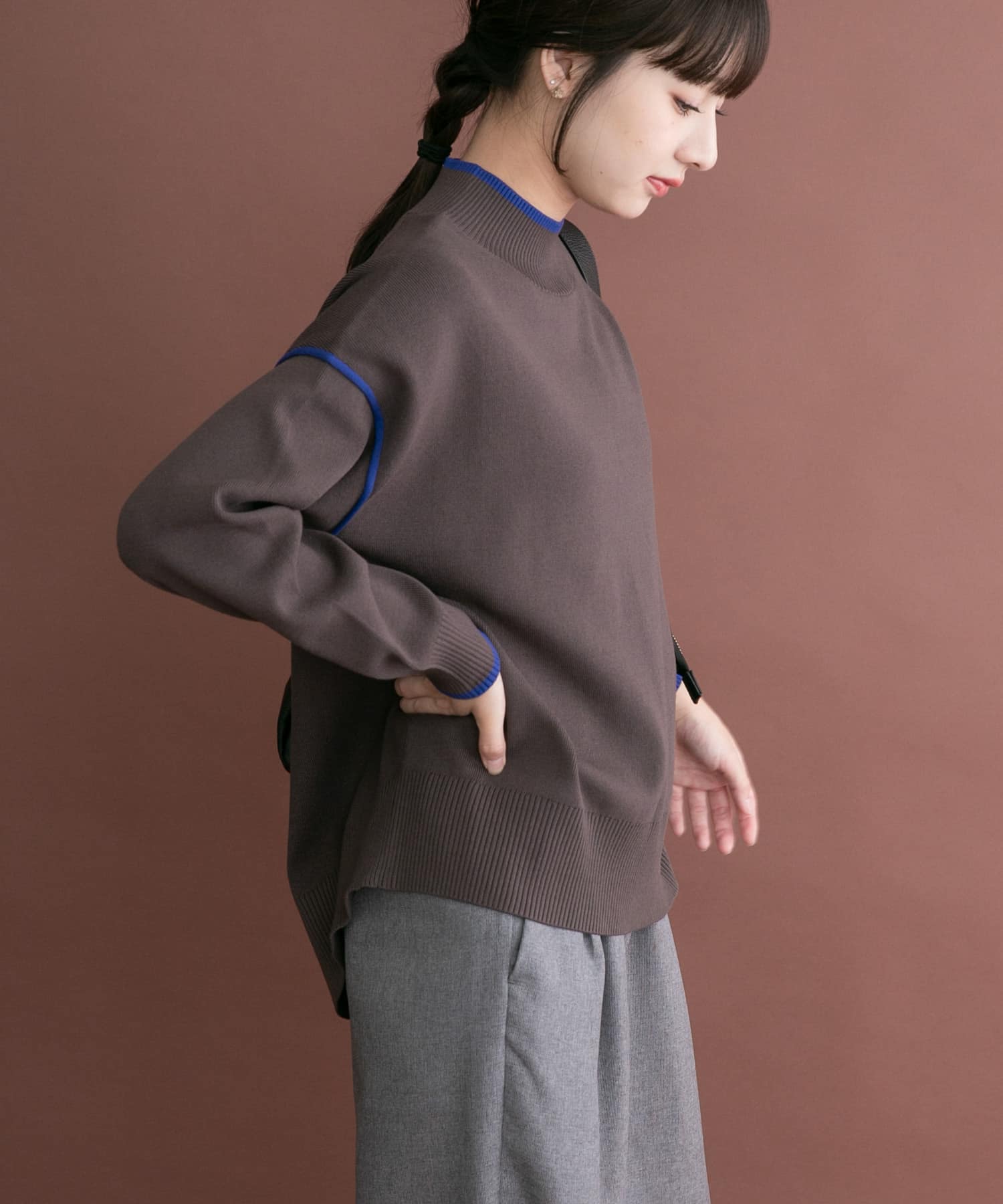 バイカラーハイネックニット
