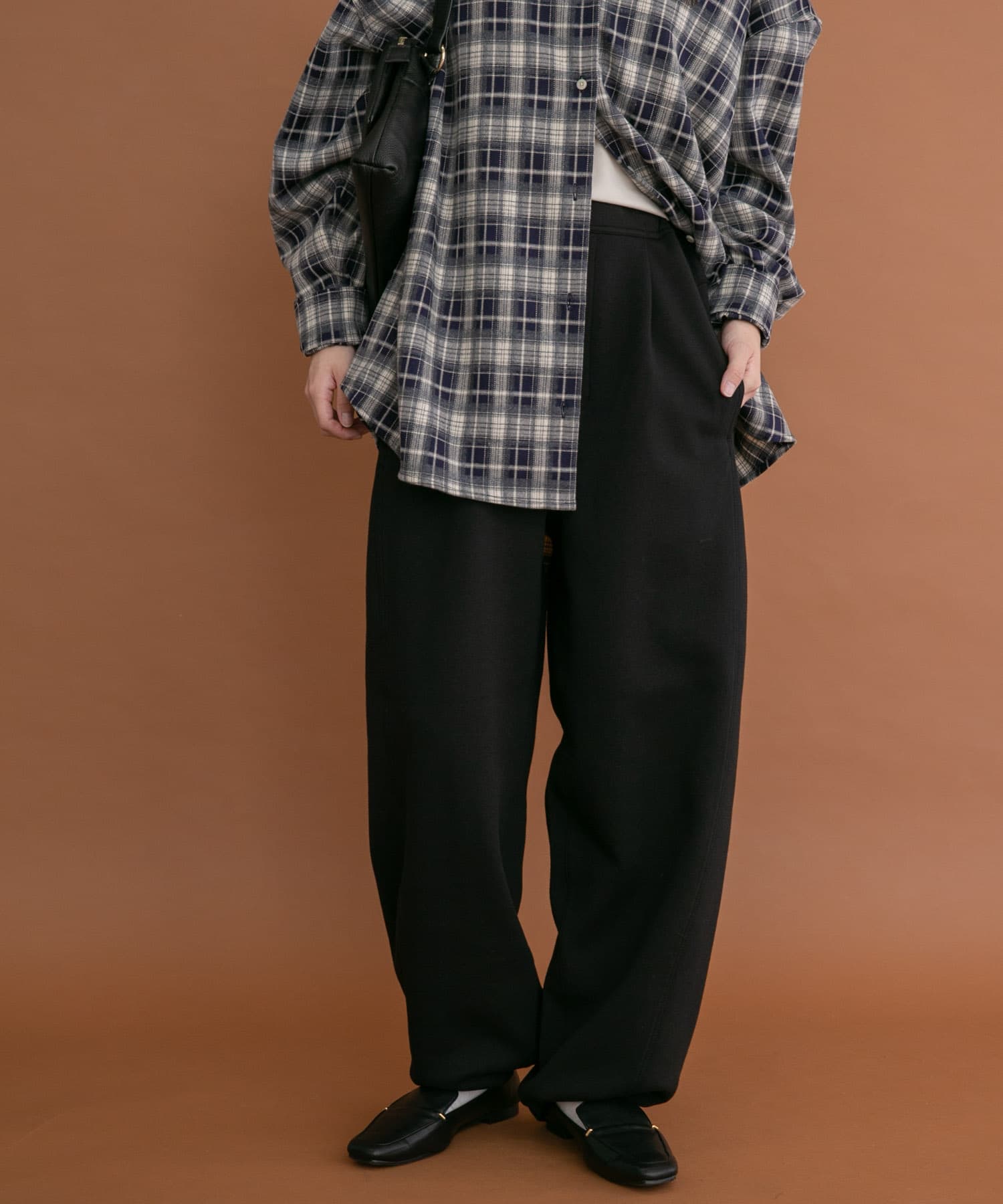 ダンボールバレルパンツ