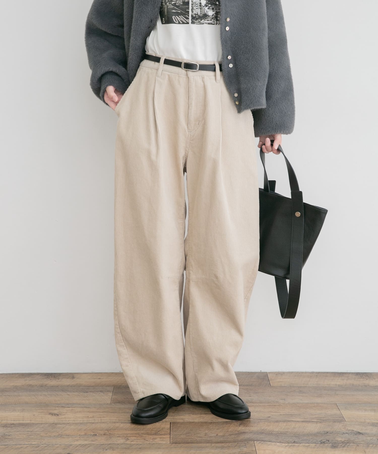 コーデュロイバレルパンツ