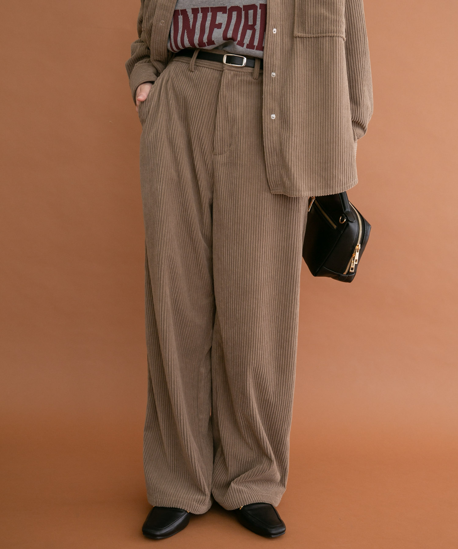 コーデュロイストレートパンツ