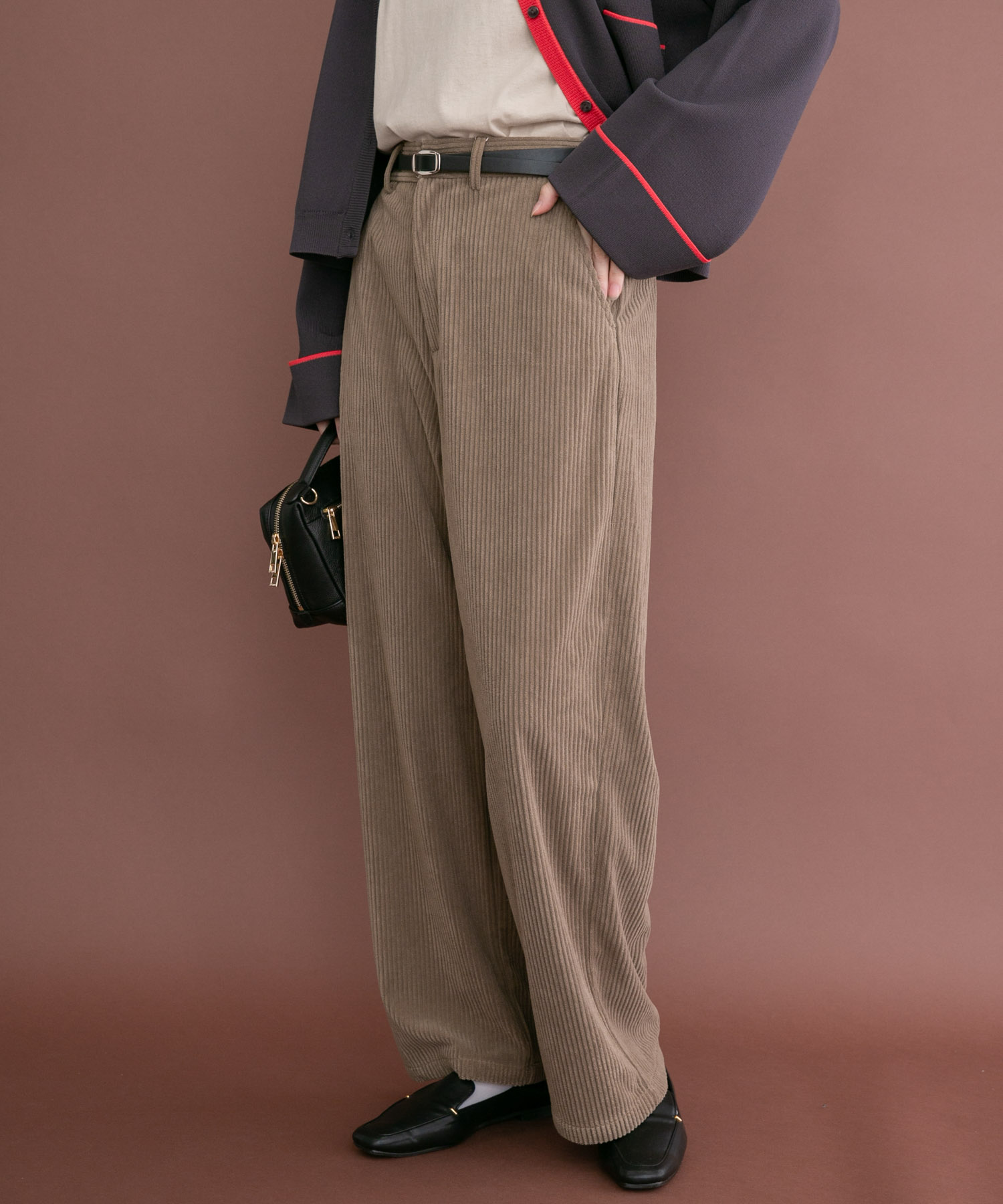コーデュロイストレートパンツ
