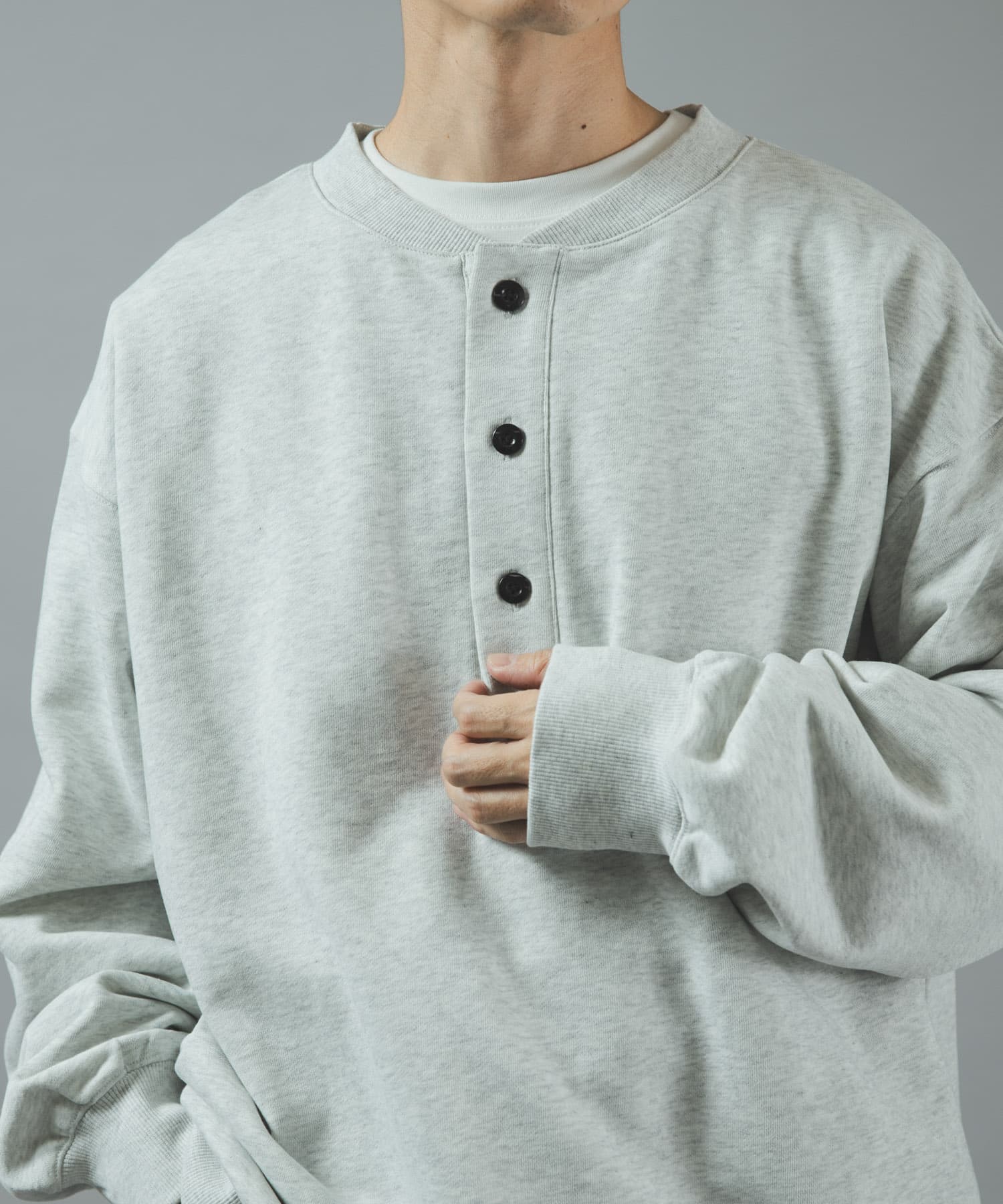 ASH GRAY