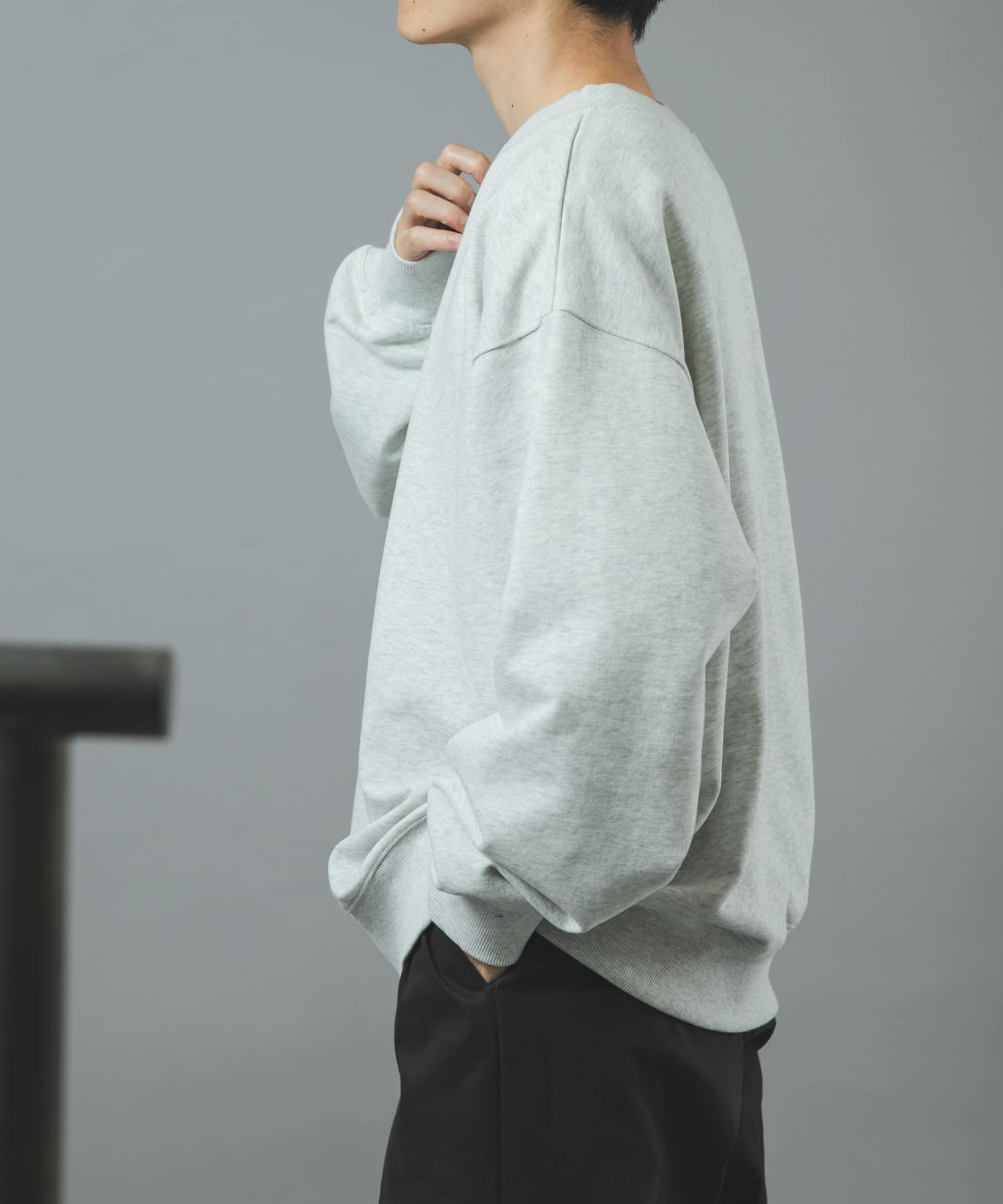 ASH GRAY