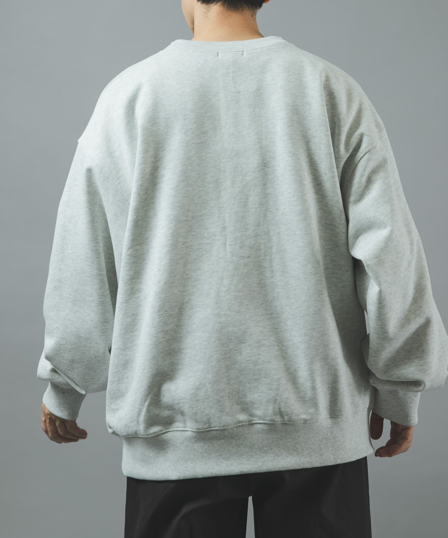 ASH GRAY