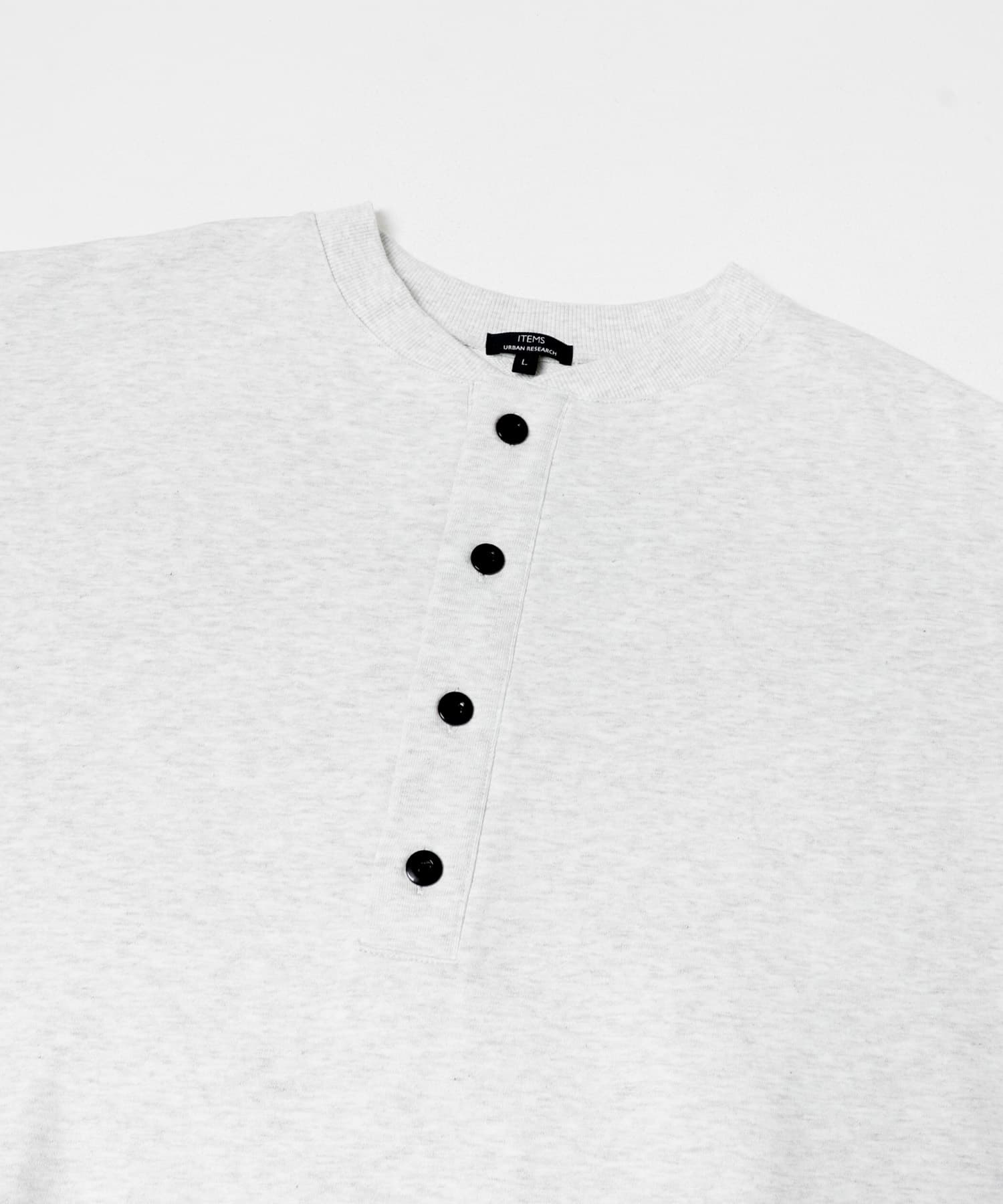 ASH GRAY