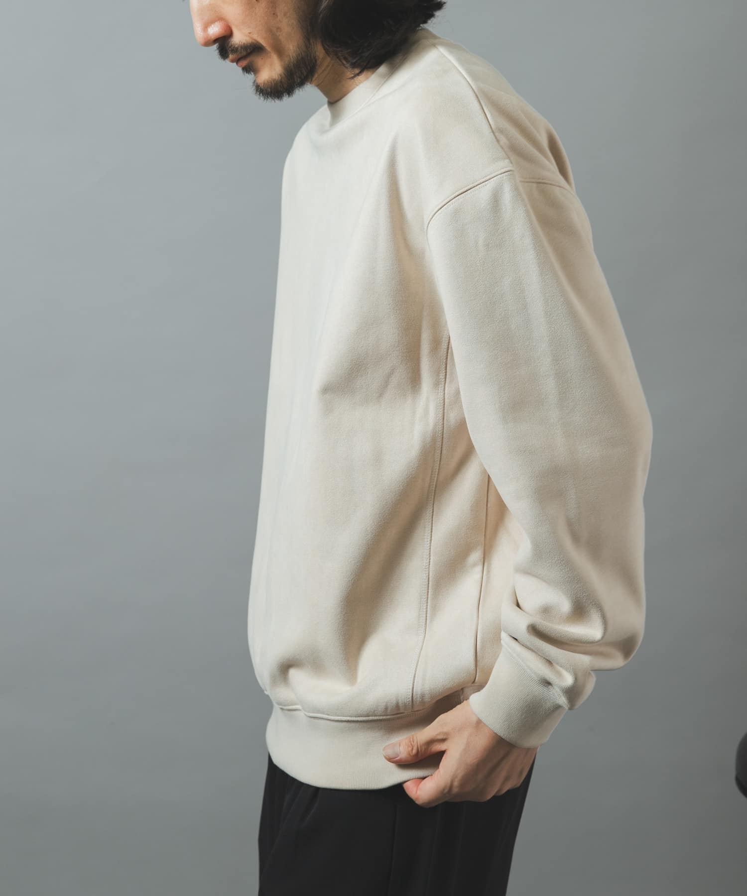 L.BEIGE