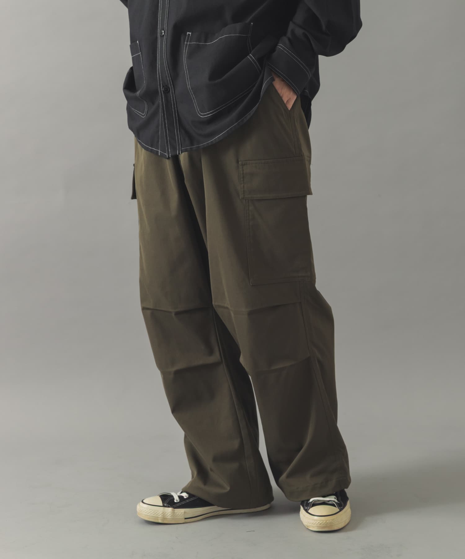 KHAKI