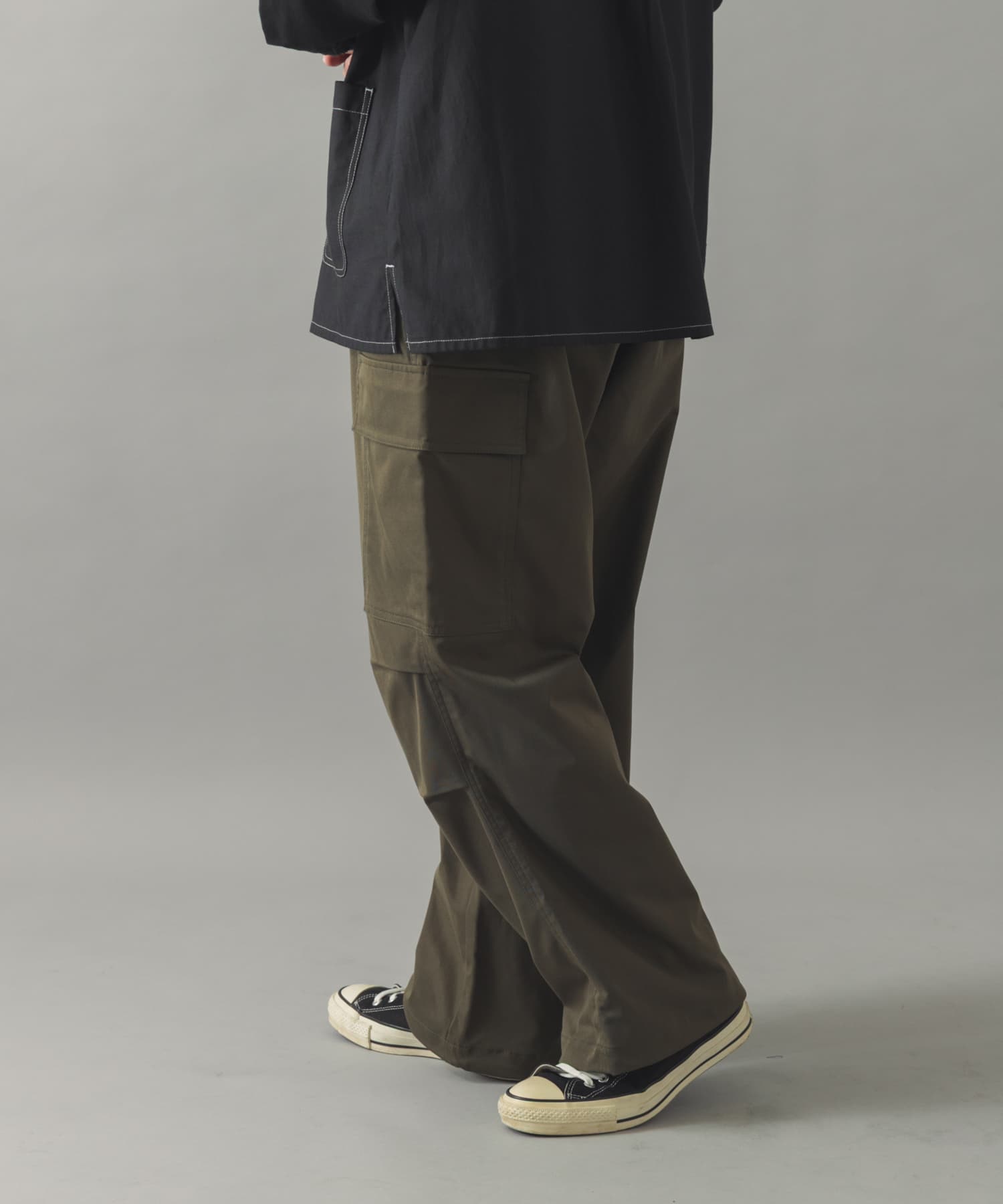 KHAKI