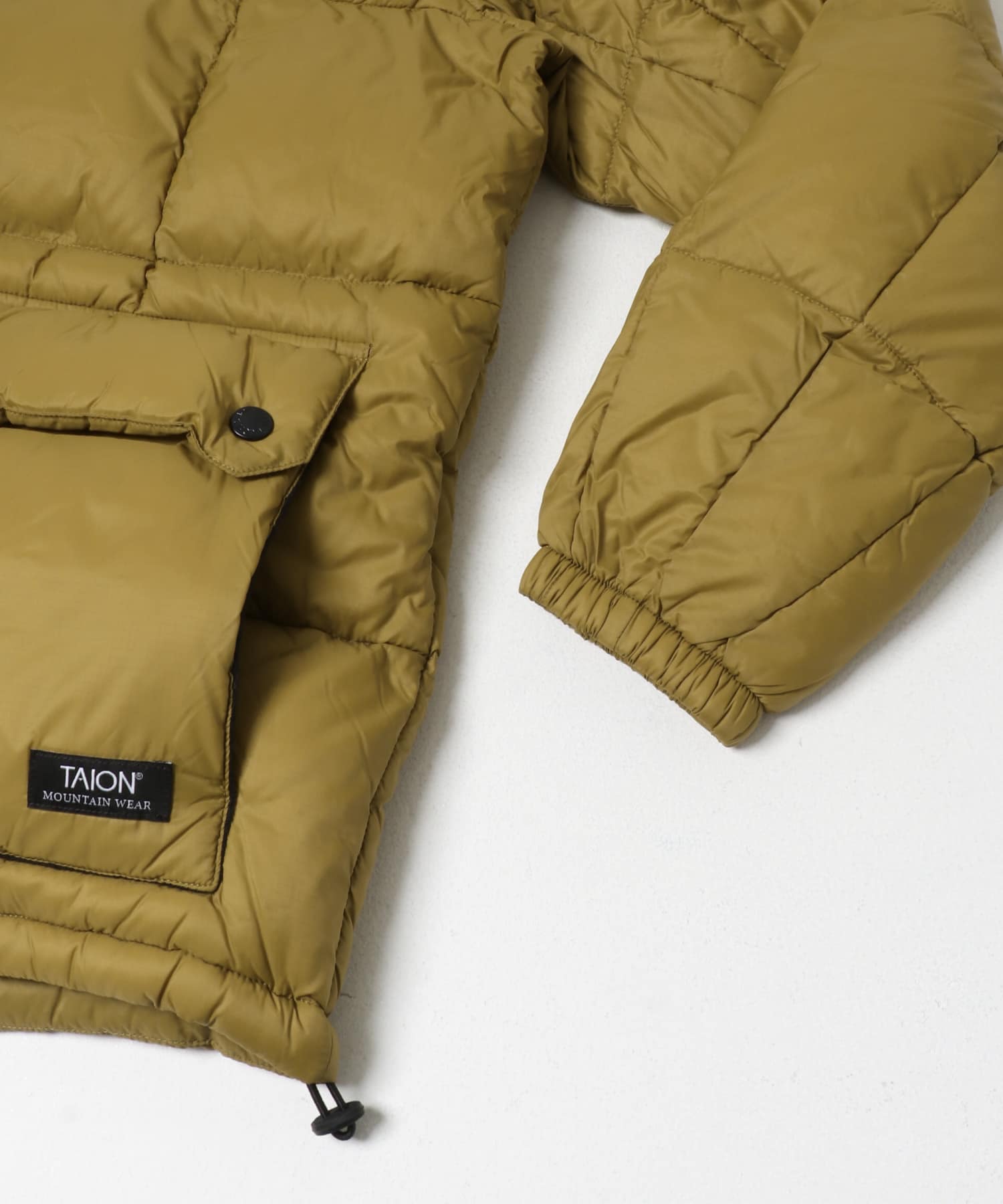 TAION　Mt.Hi-Neck Volume Down Jacket COYOTE M