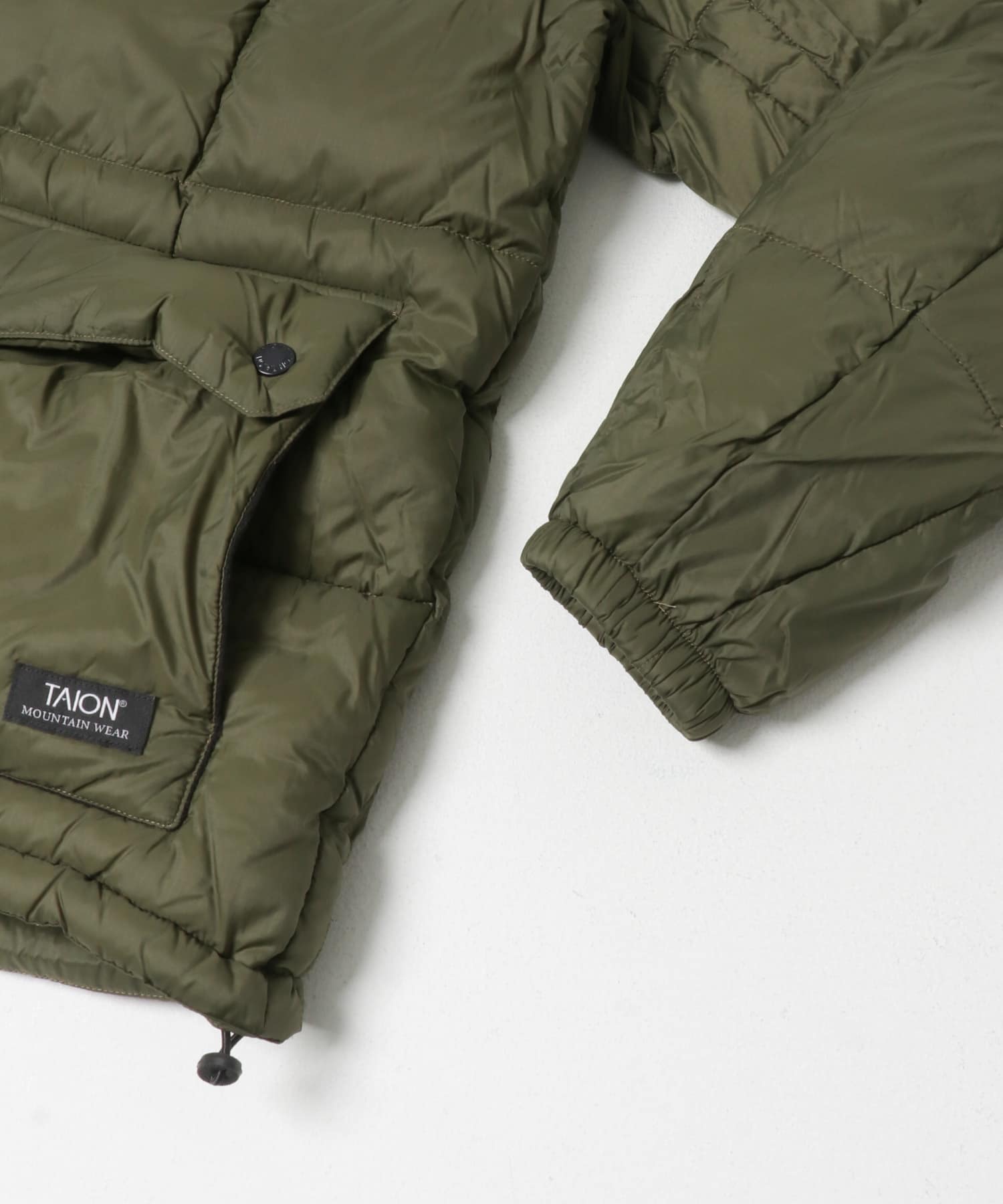 TAION　Mt.Hi-Neck Volume Down Jacket D.OLIVE M