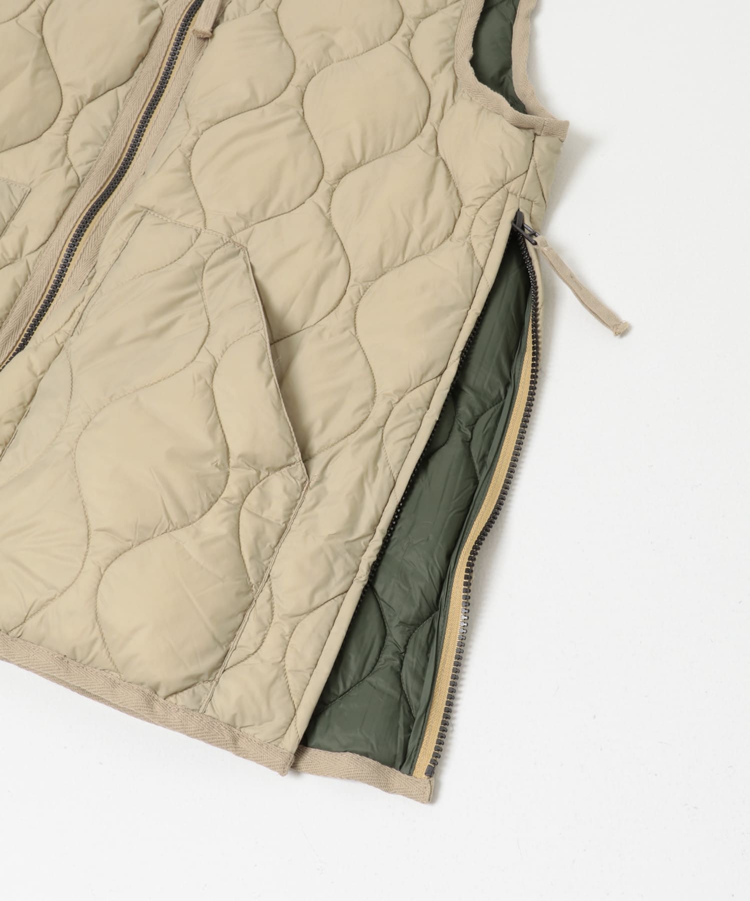 G.BEIGE